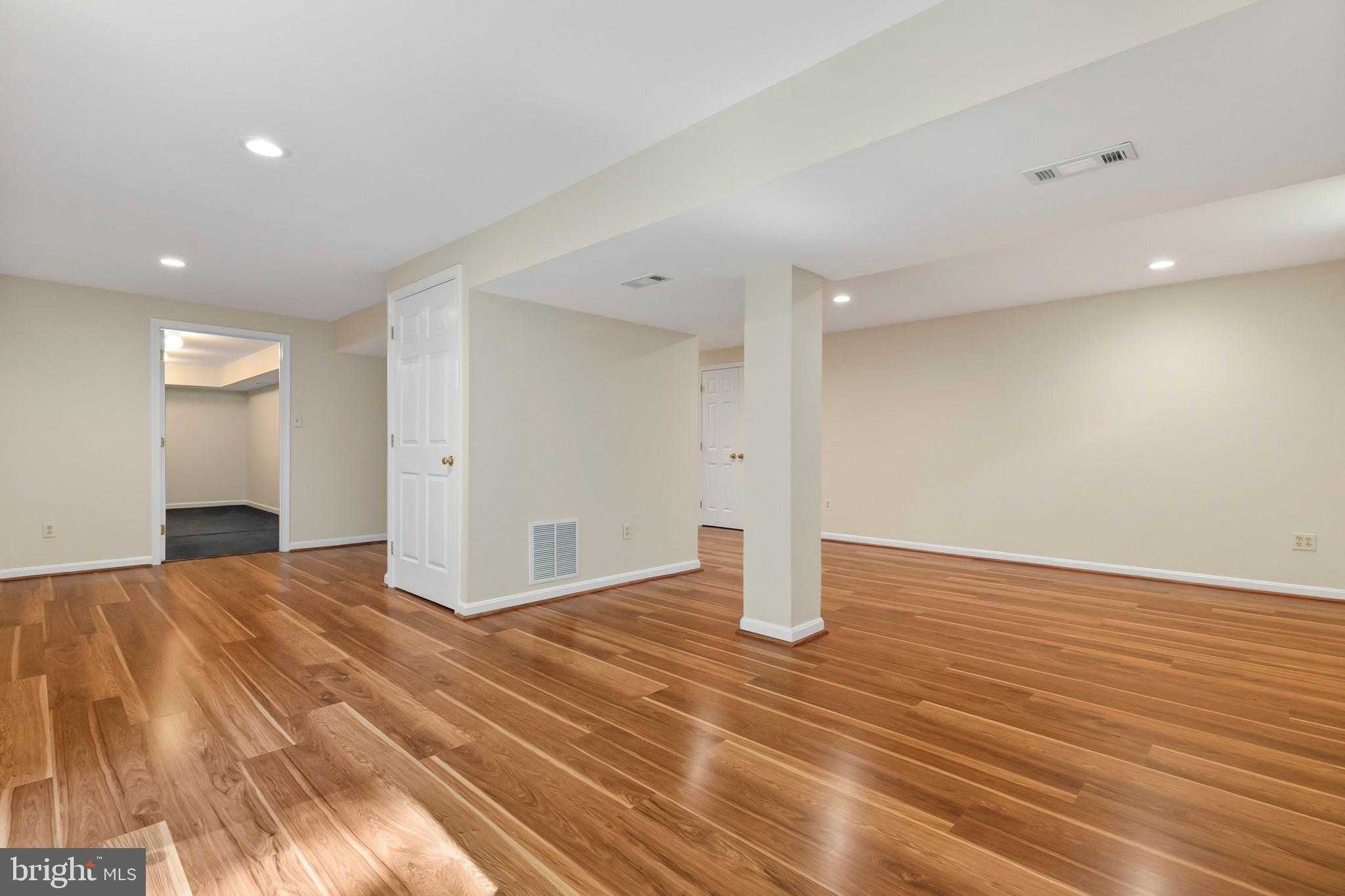 10891 Beech Creek Dr photo 32