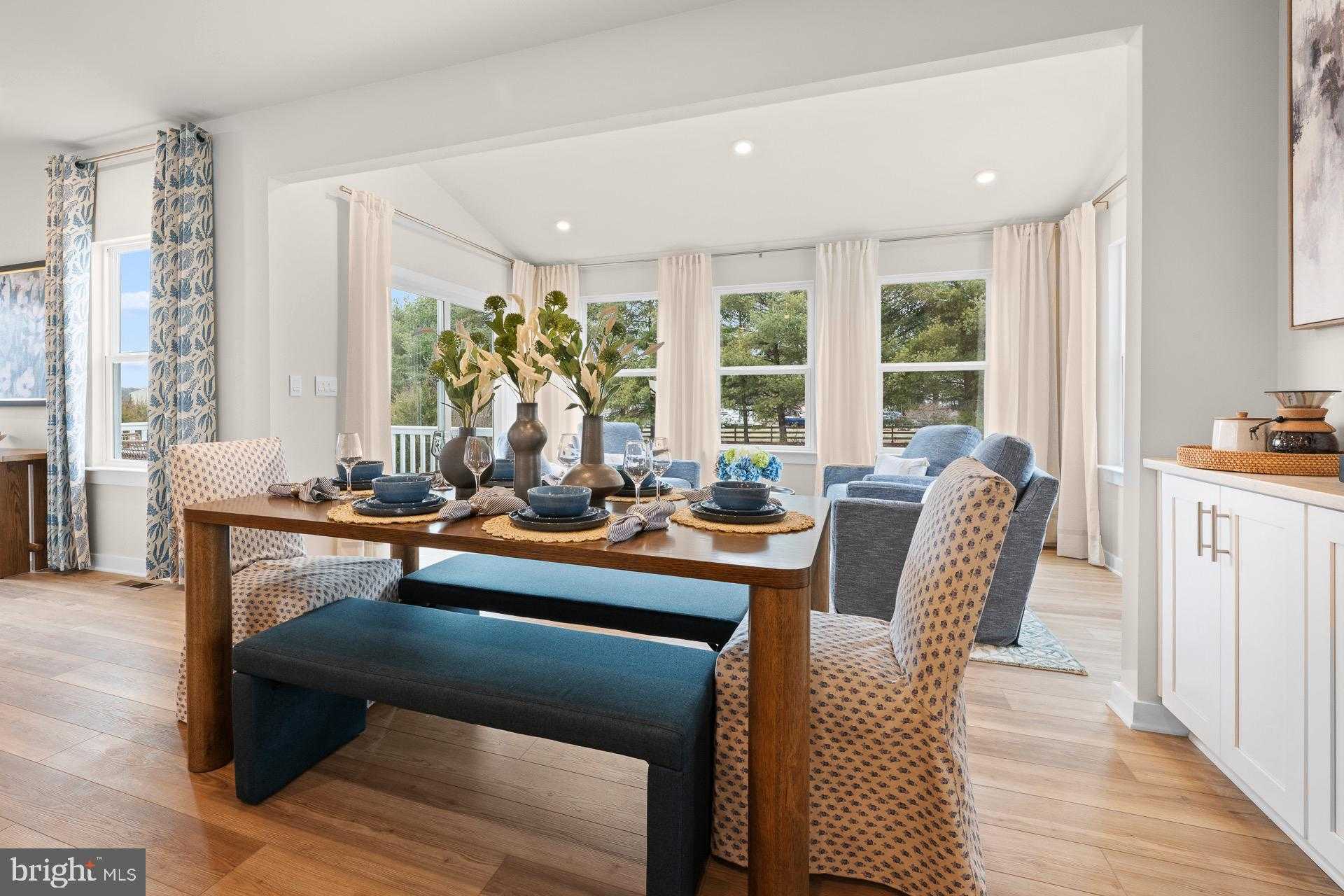 10 Foreman Rd E photo 38