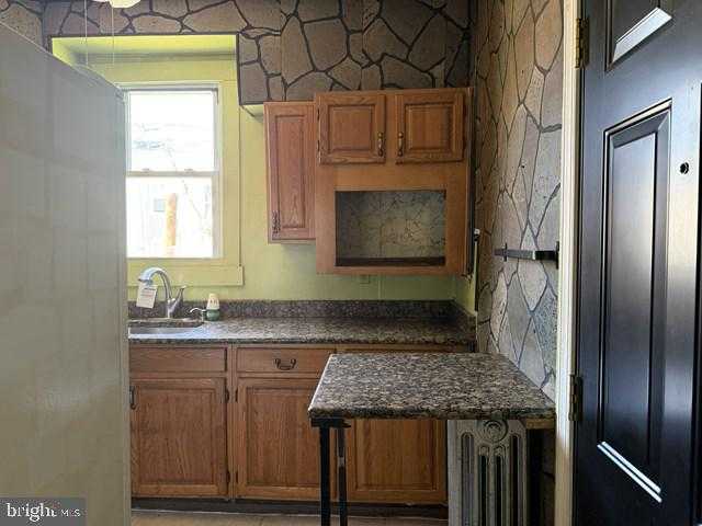 2802 Brighton St photo 12