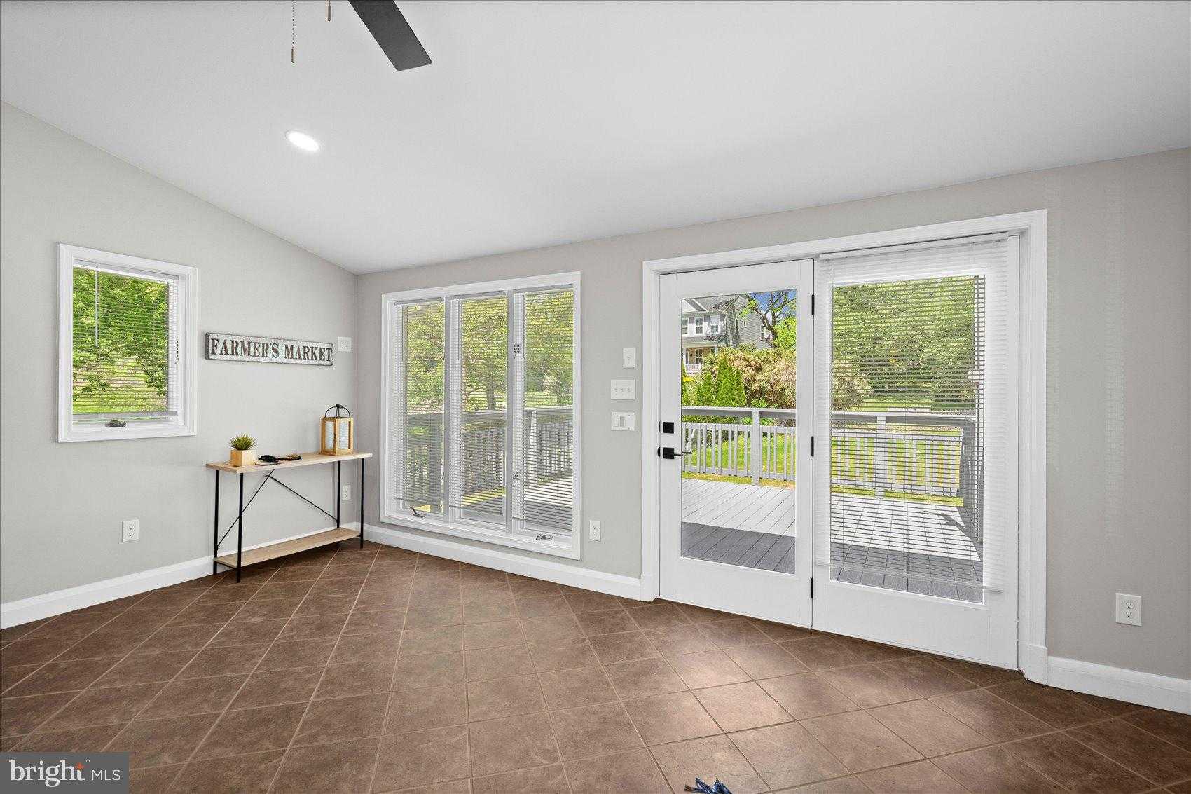 620 Walker Ave photo 15