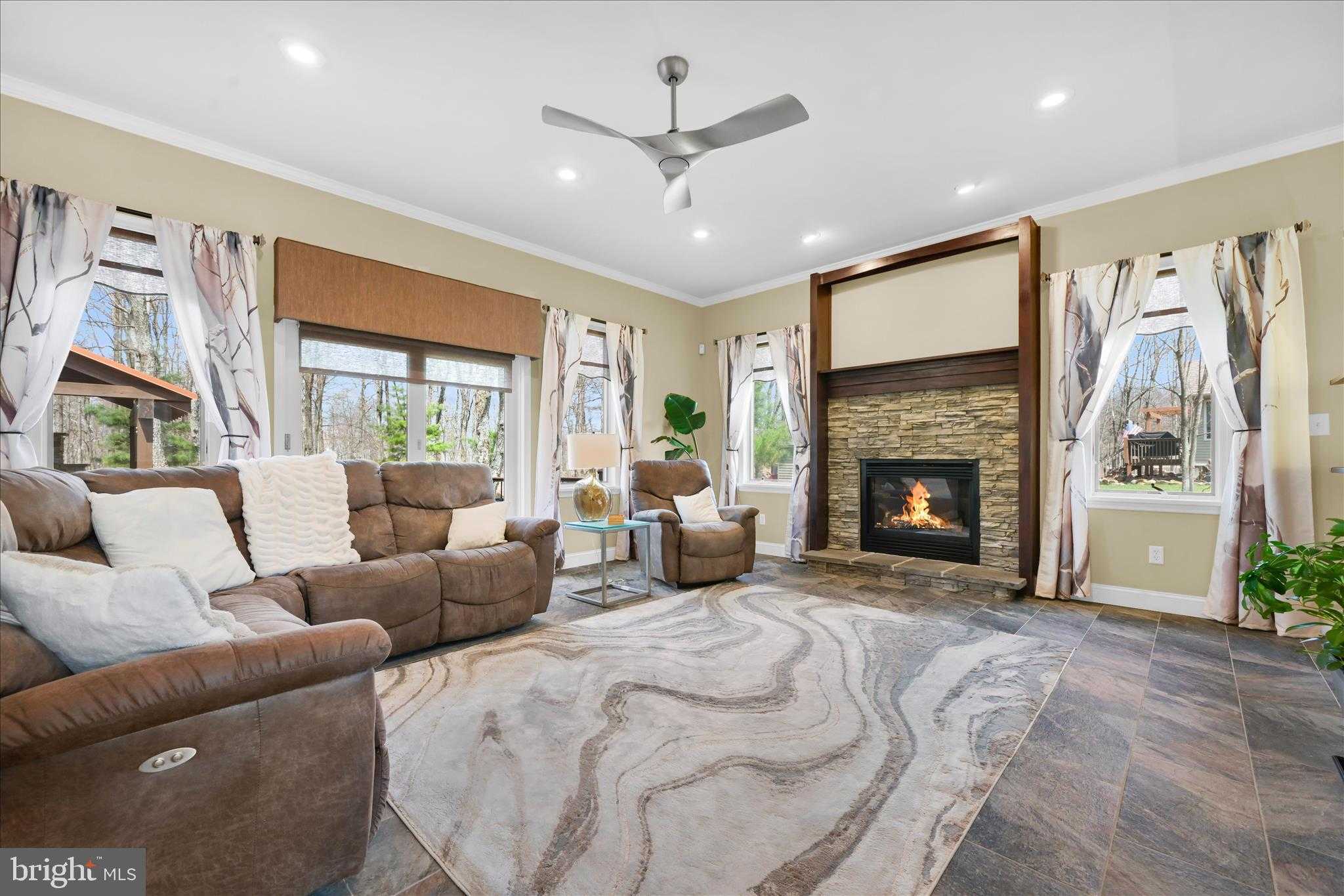 34 Golfwood Dr photo 12
