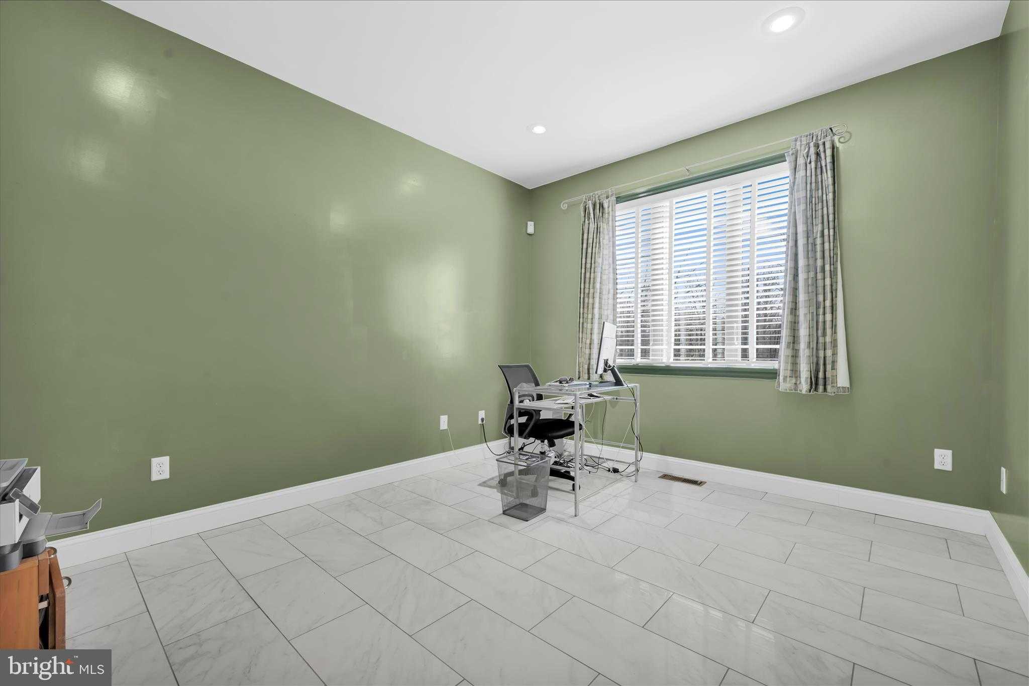 34 Golfwood Dr photo 28