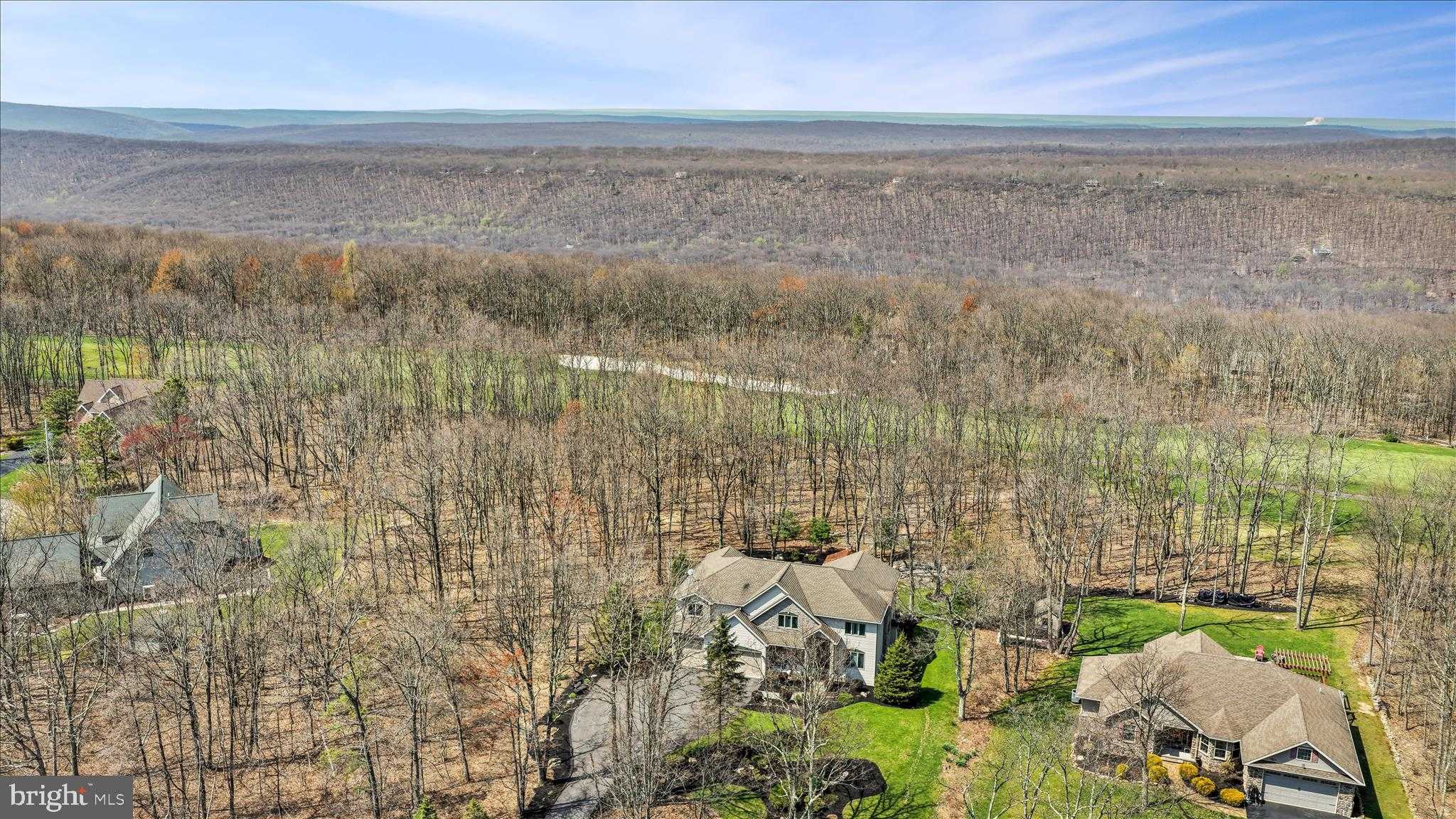 34 Golfwood Dr photo 3