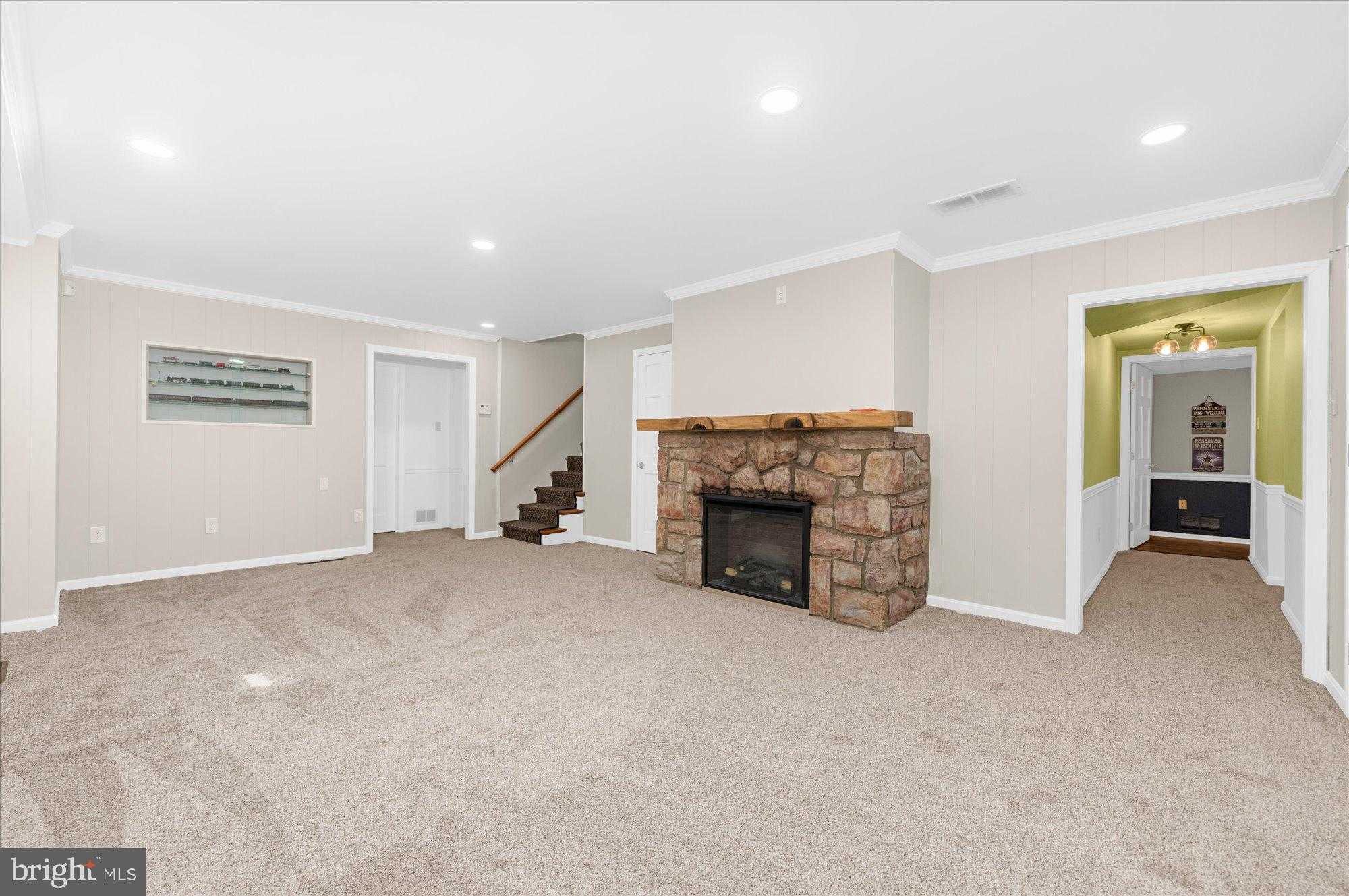 1212 Old Mill Rd photo 32