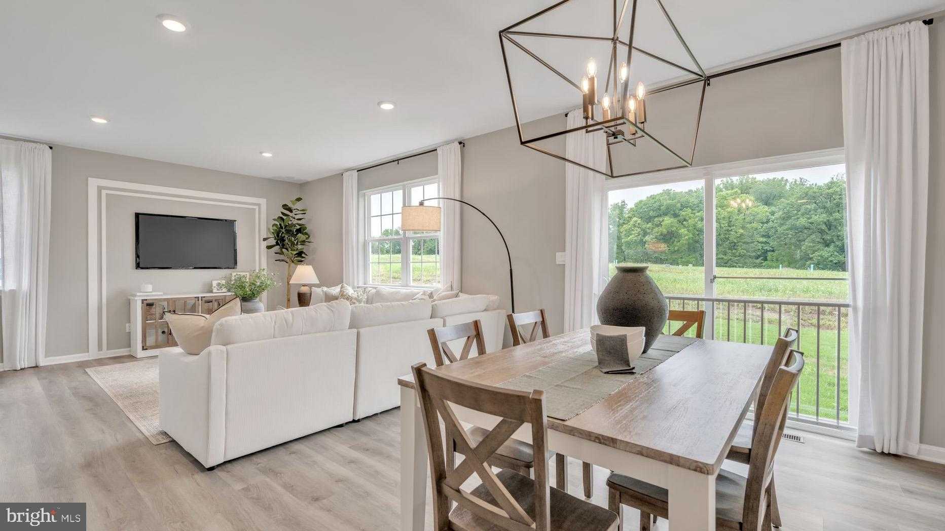 102 Winding Rd photo 18