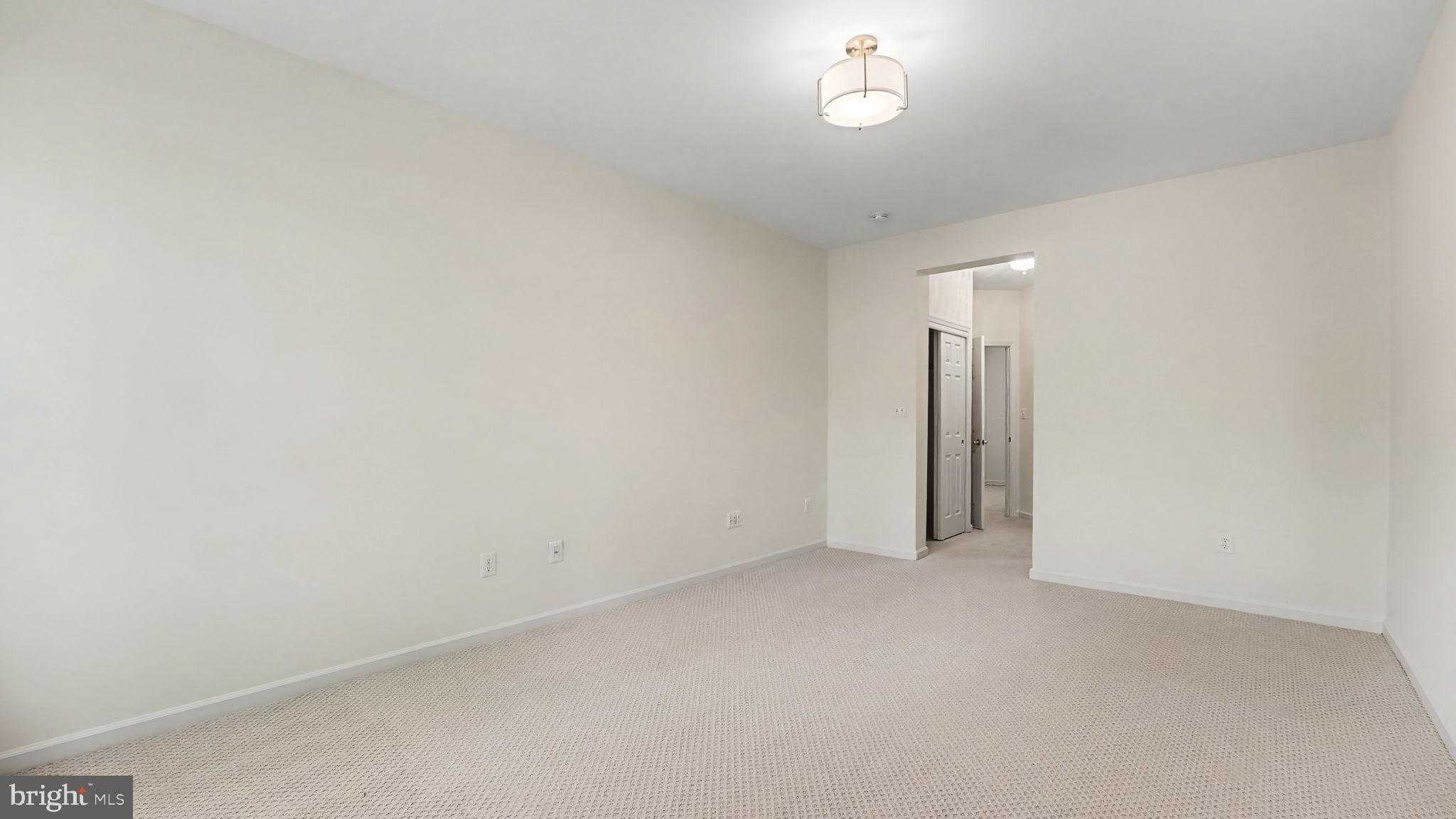 311 High Gables Dr Apt 106 photo 21