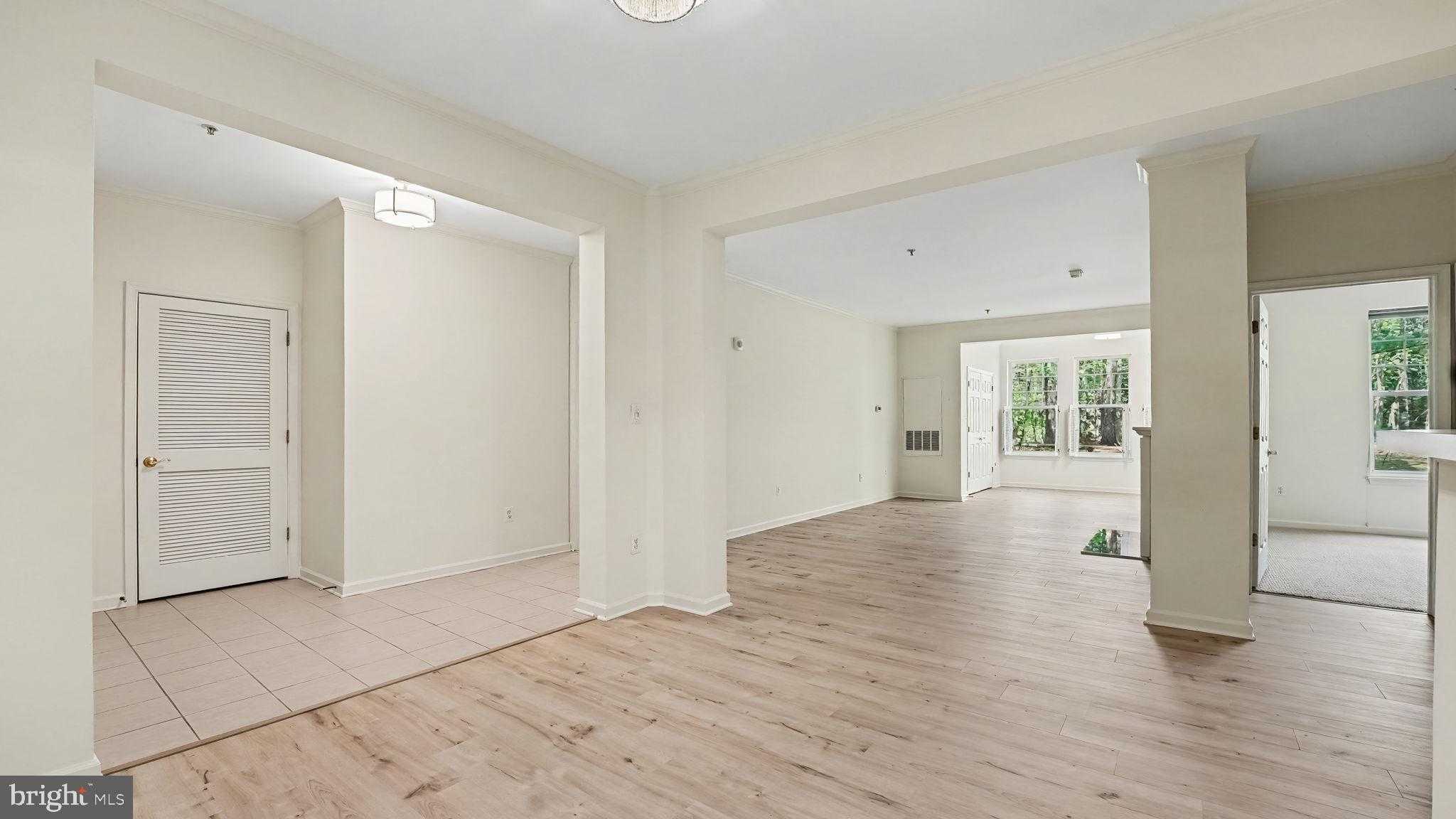 311 High Gables Dr Apt 106 photo 8