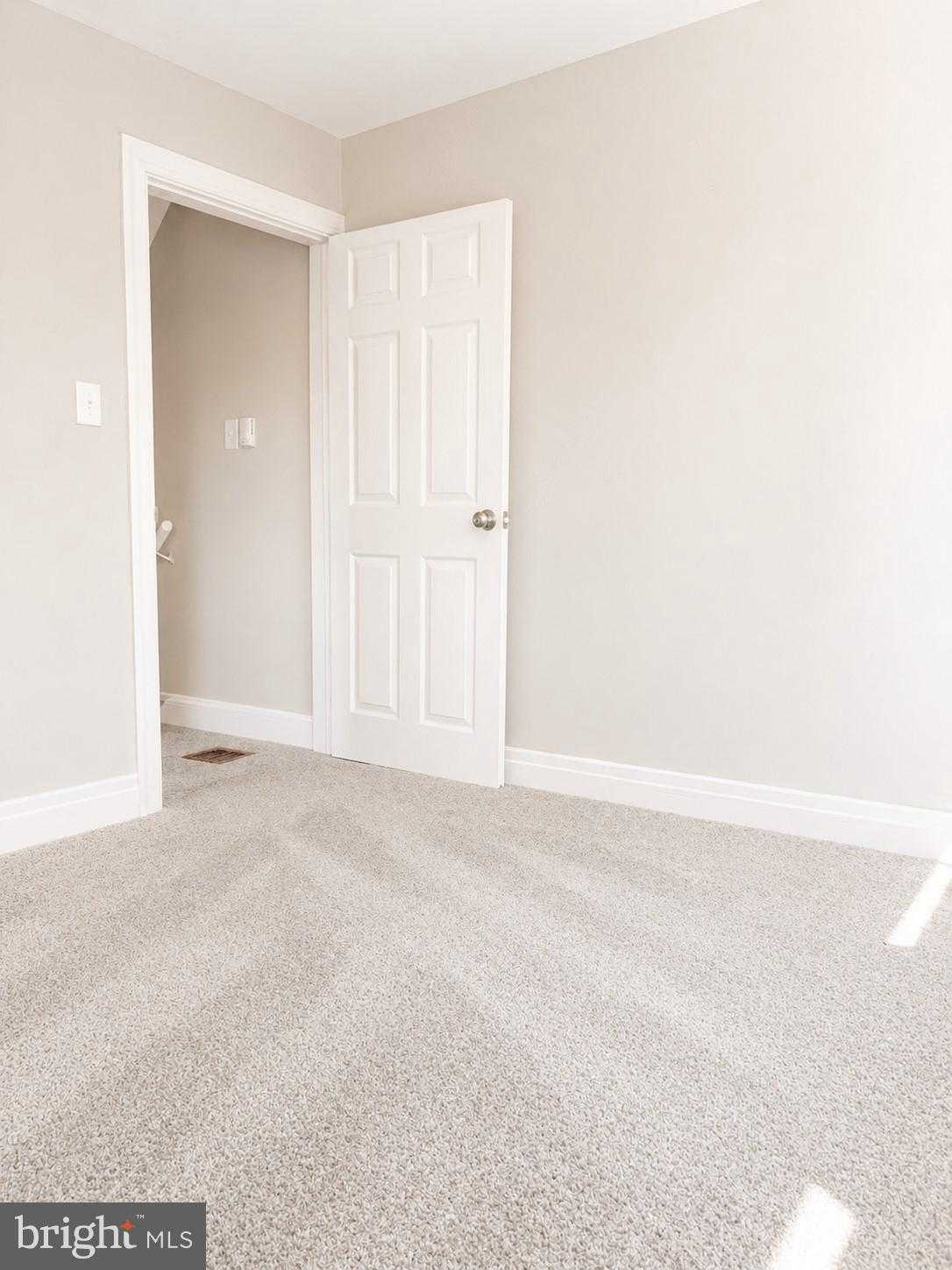 419 Union St photo 12