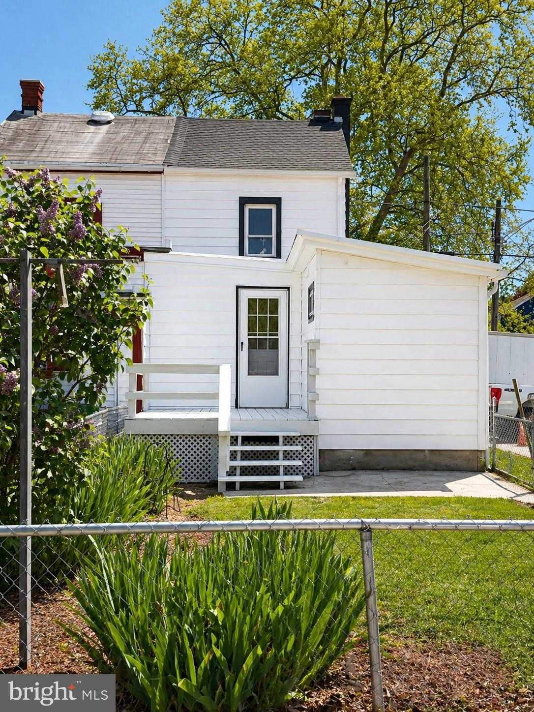 419 Union St photo 19