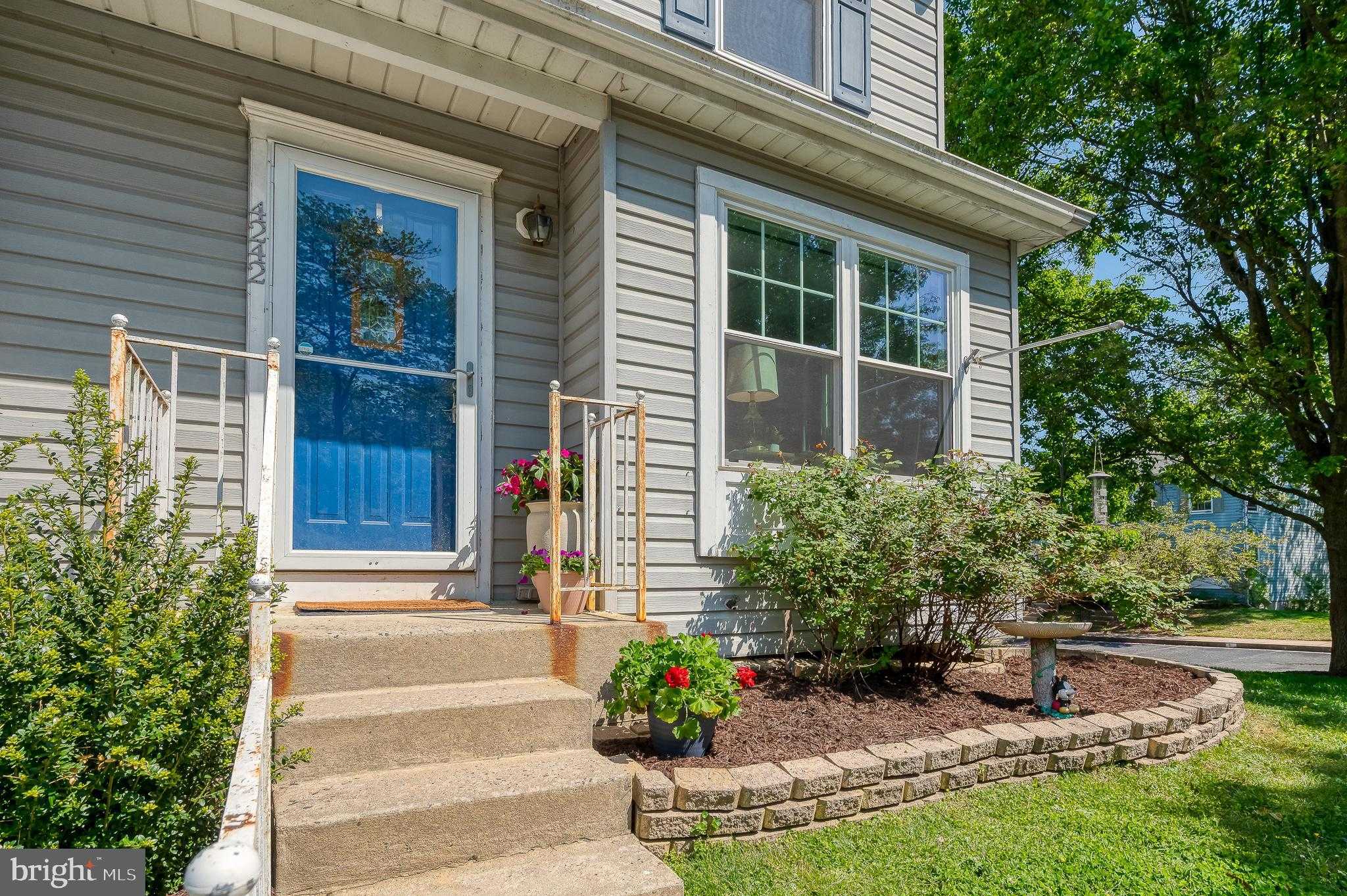 4242 Goodson CT photo 4