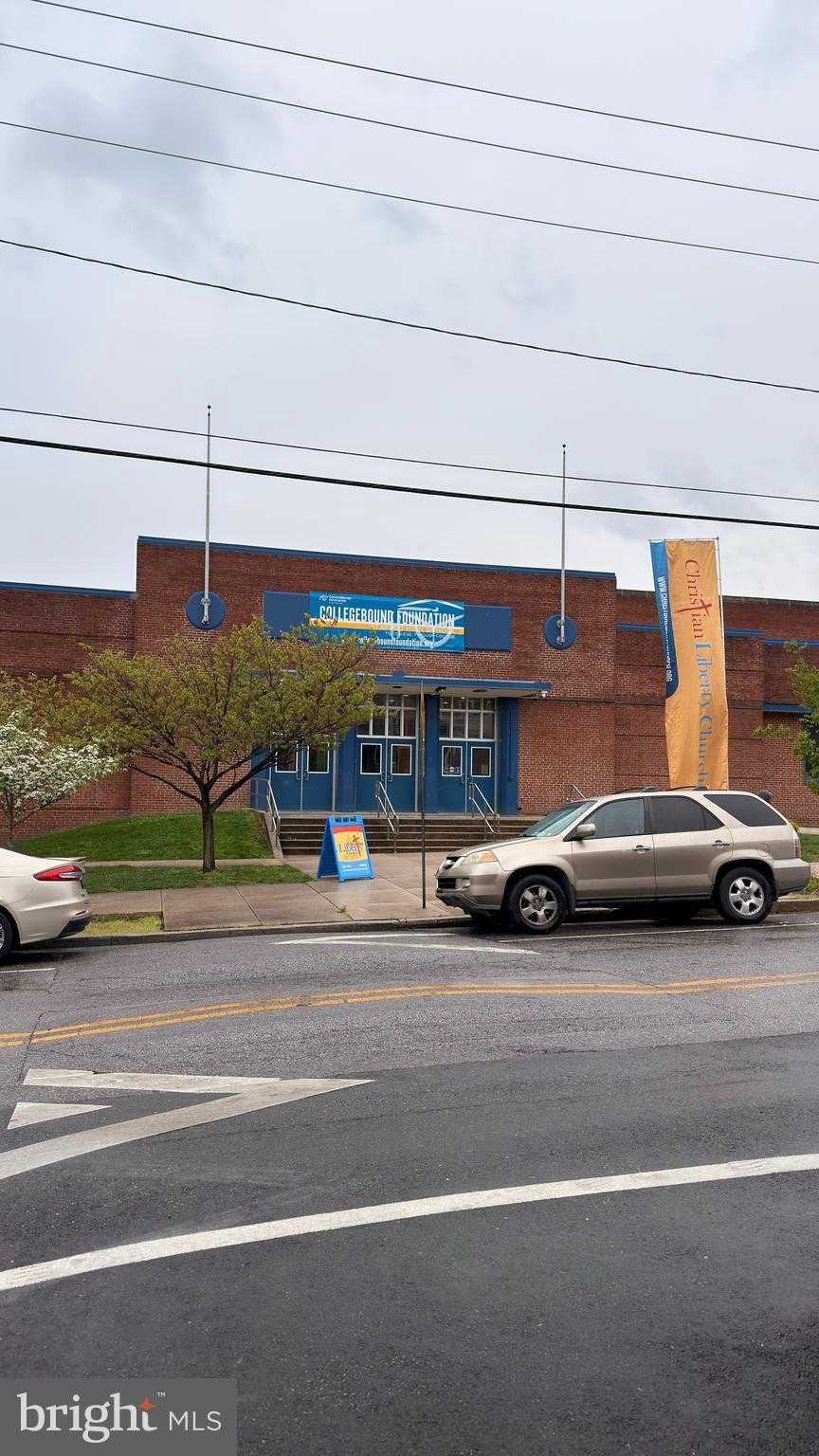 2104 Presstman St photo 19