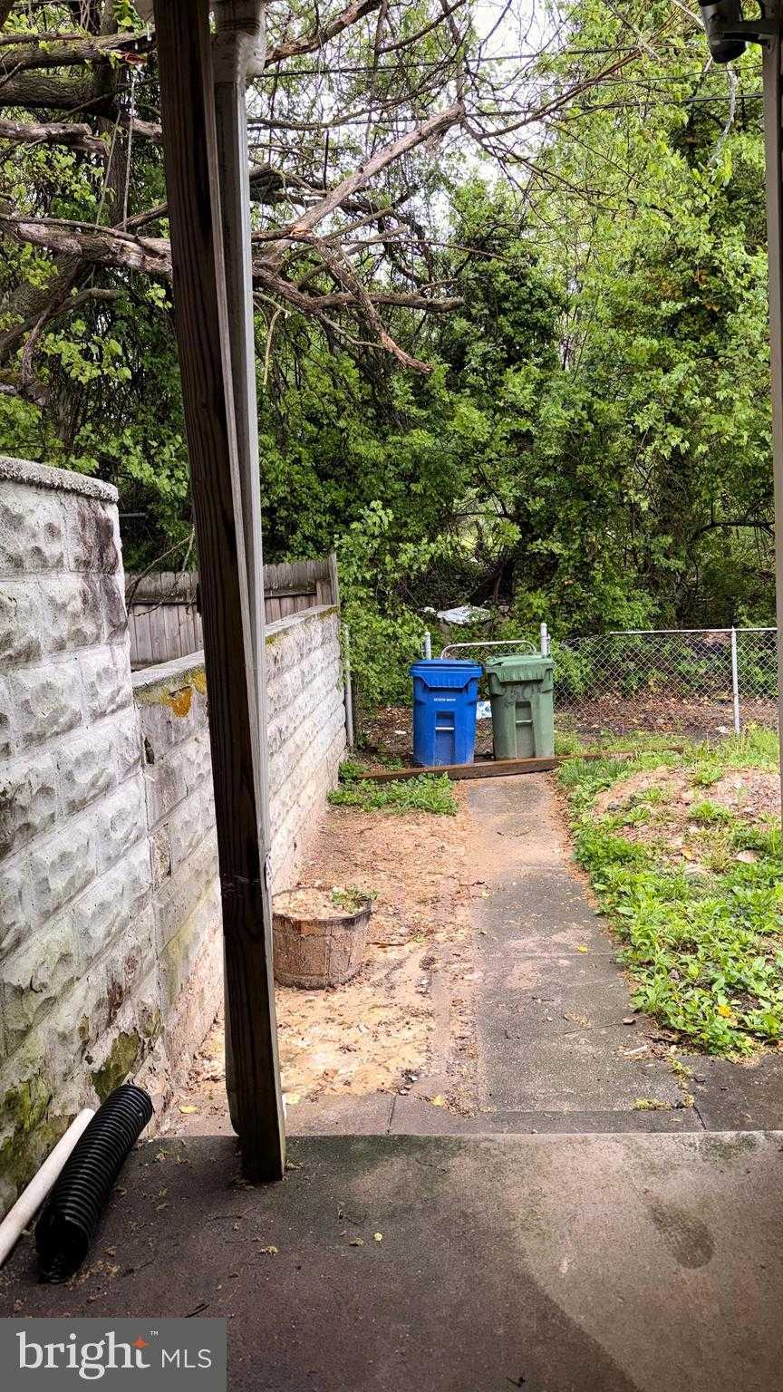 2104 Presstman St photo 41