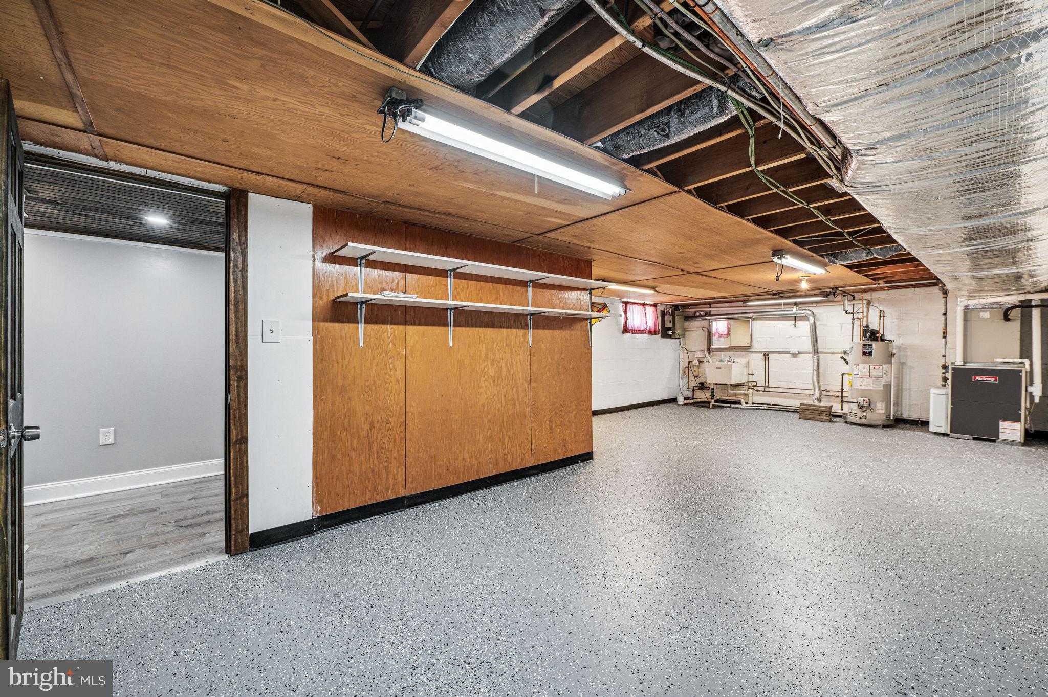 236 Powhattan Ave photo 25