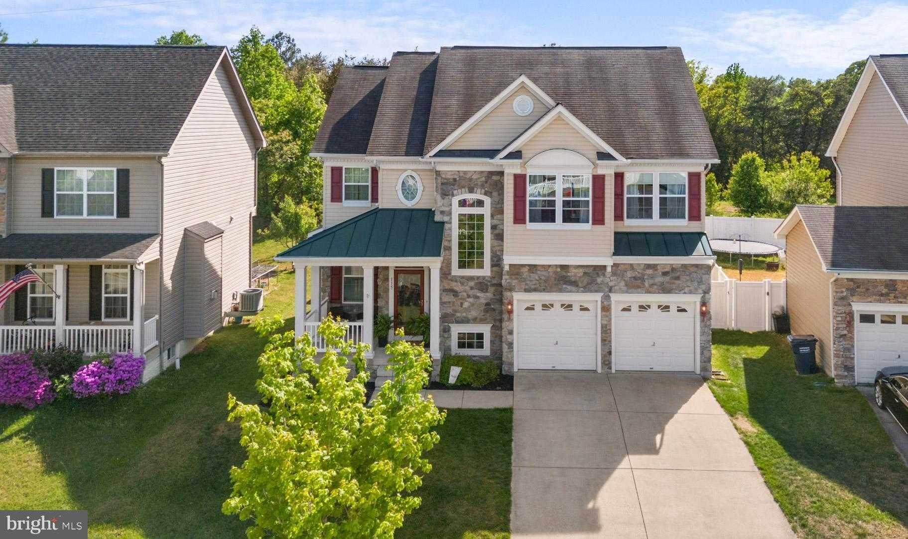 115 Thoroughbred Dr photo 4