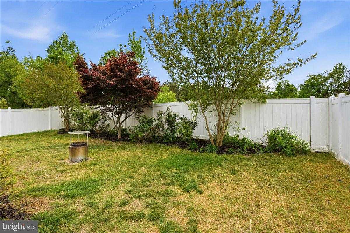 115 Thoroughbred Dr photo 45