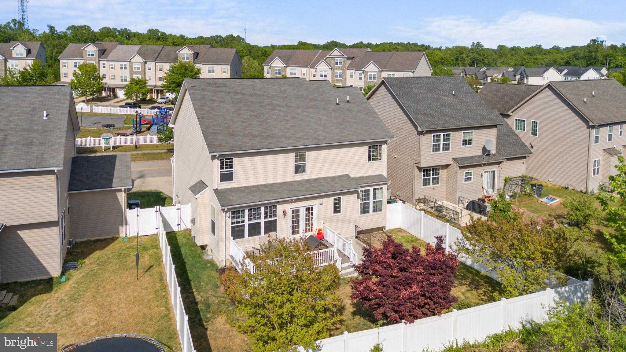 115 Thoroughbred Dr photo 46