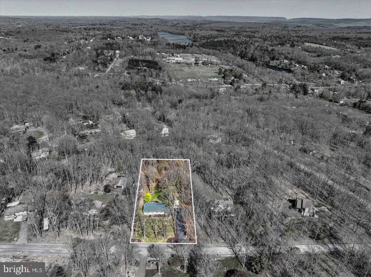 520 Executive Dr photo 55