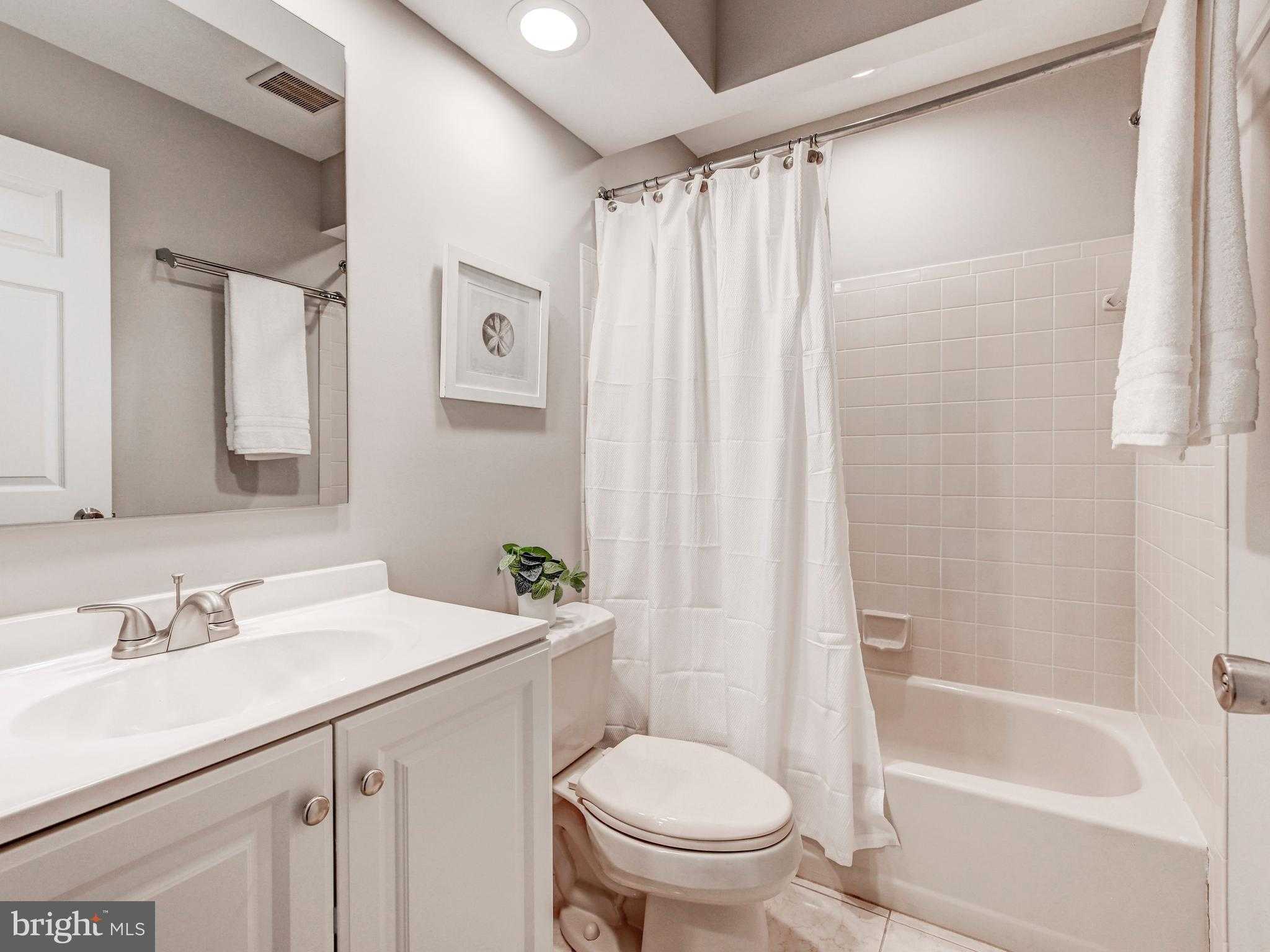 9345 Breamore CT photo 21