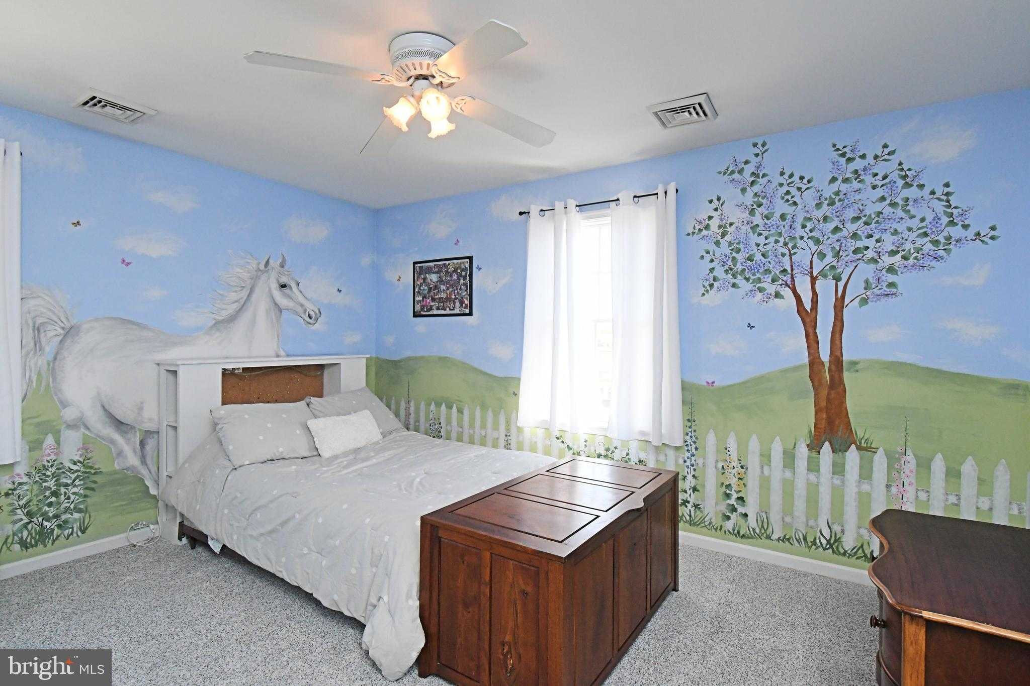 528 Berkley Ave photo 56