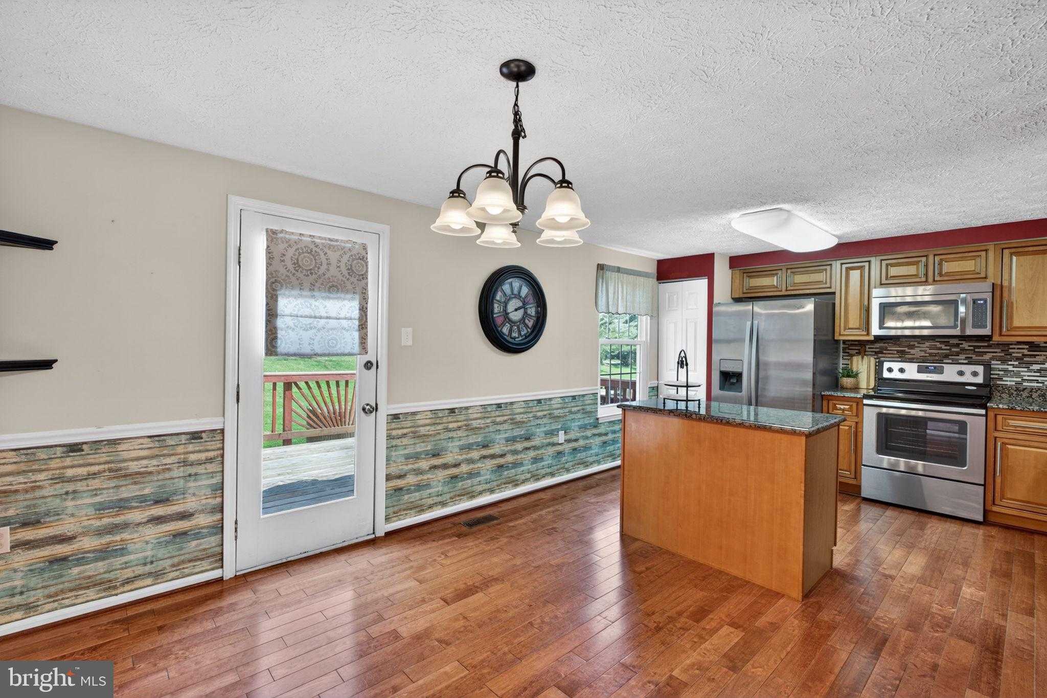 1721 Beechbank Way photo 23