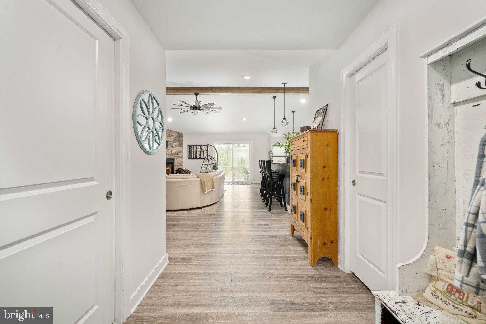 564 Equestrian Landing Trl photo 13