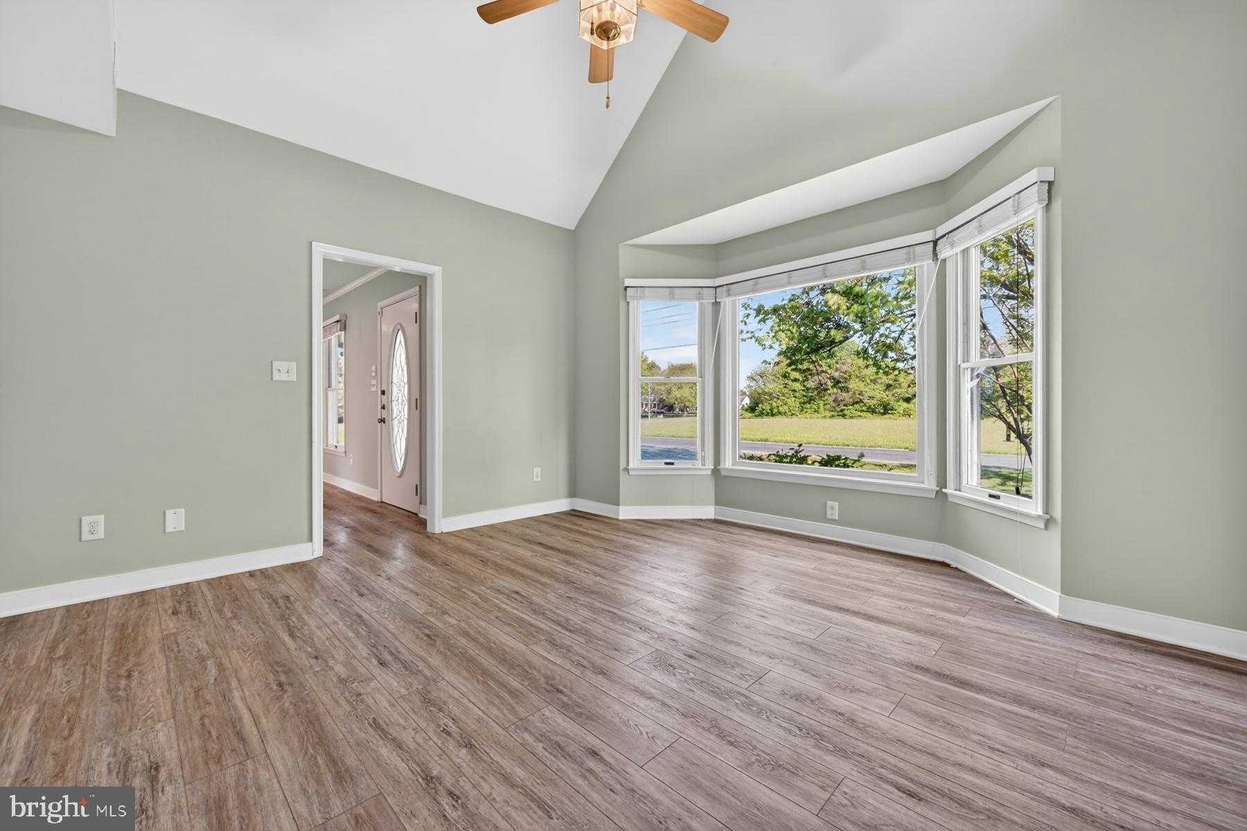 1848 Harbor Dr photo 14