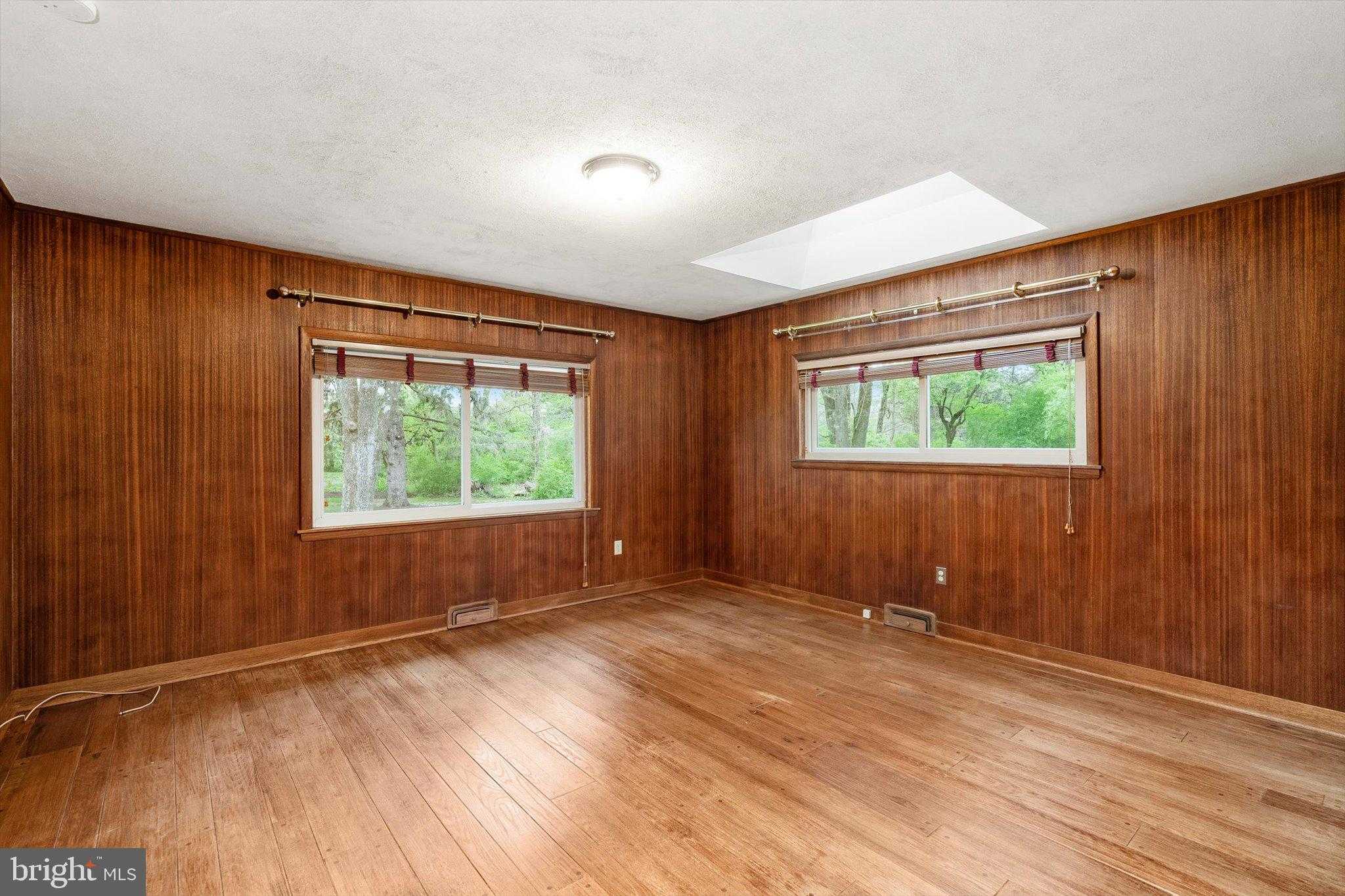 6783 Chapel Rd photo 17