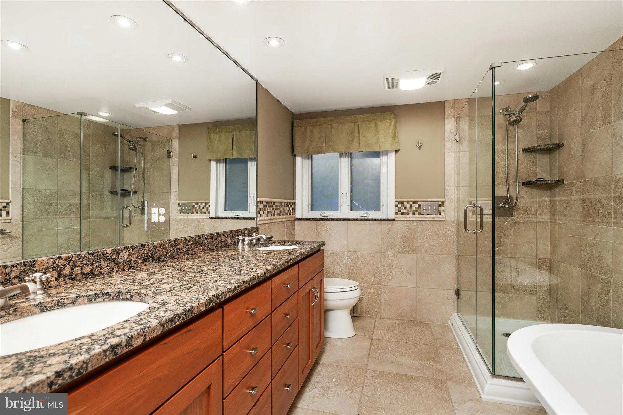 6783 Chapel Rd photo 18