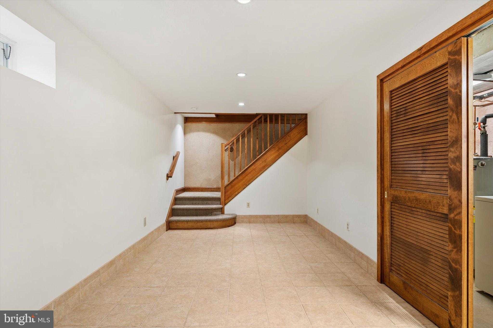 6783 Chapel Rd photo 23