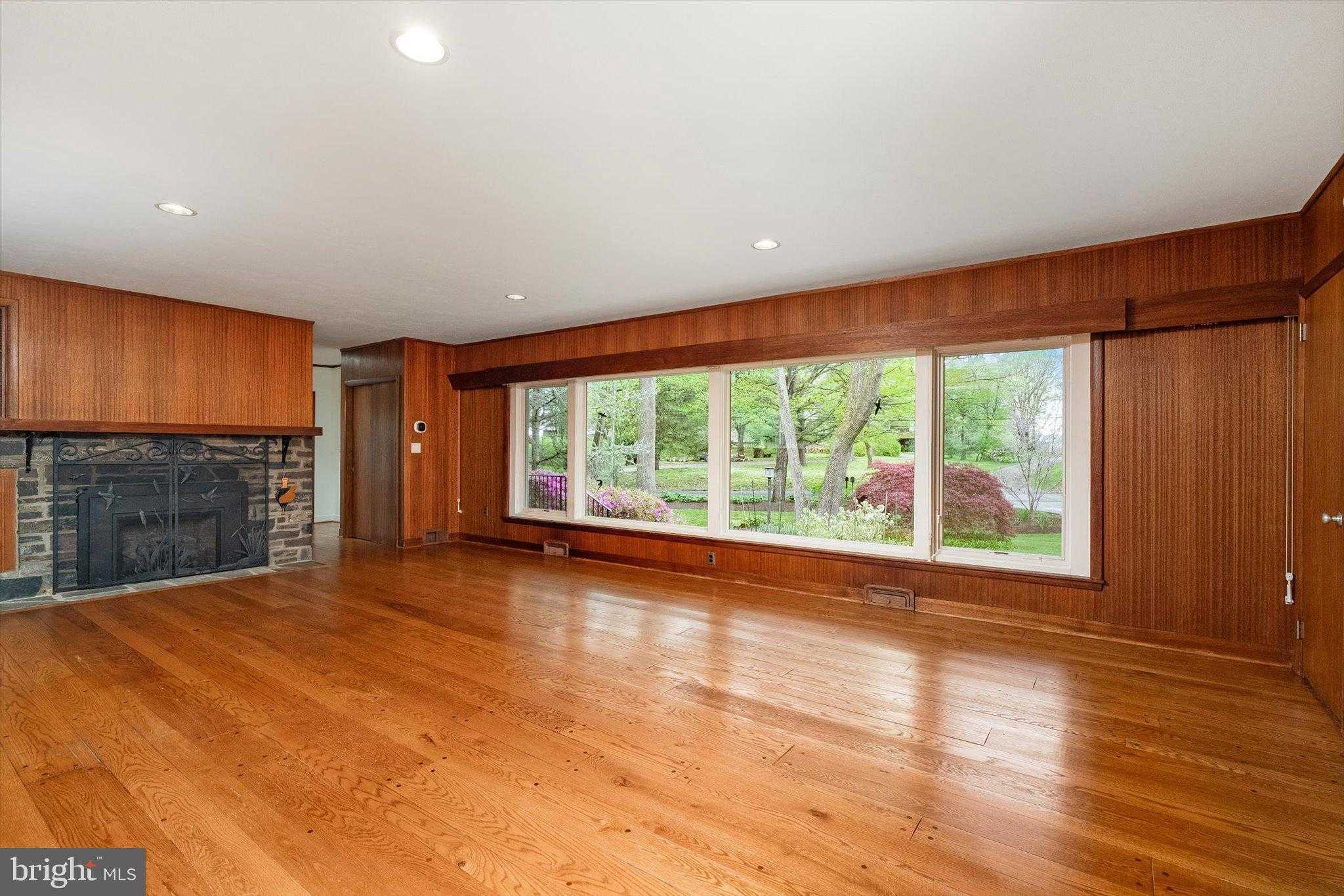 6783 Chapel Rd photo 7