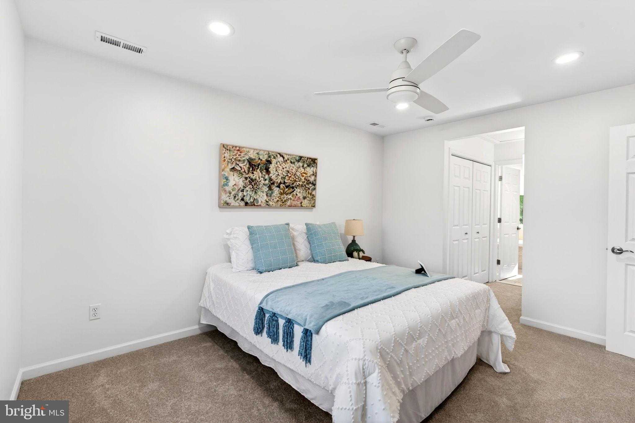 9 Maple Ave photo 48