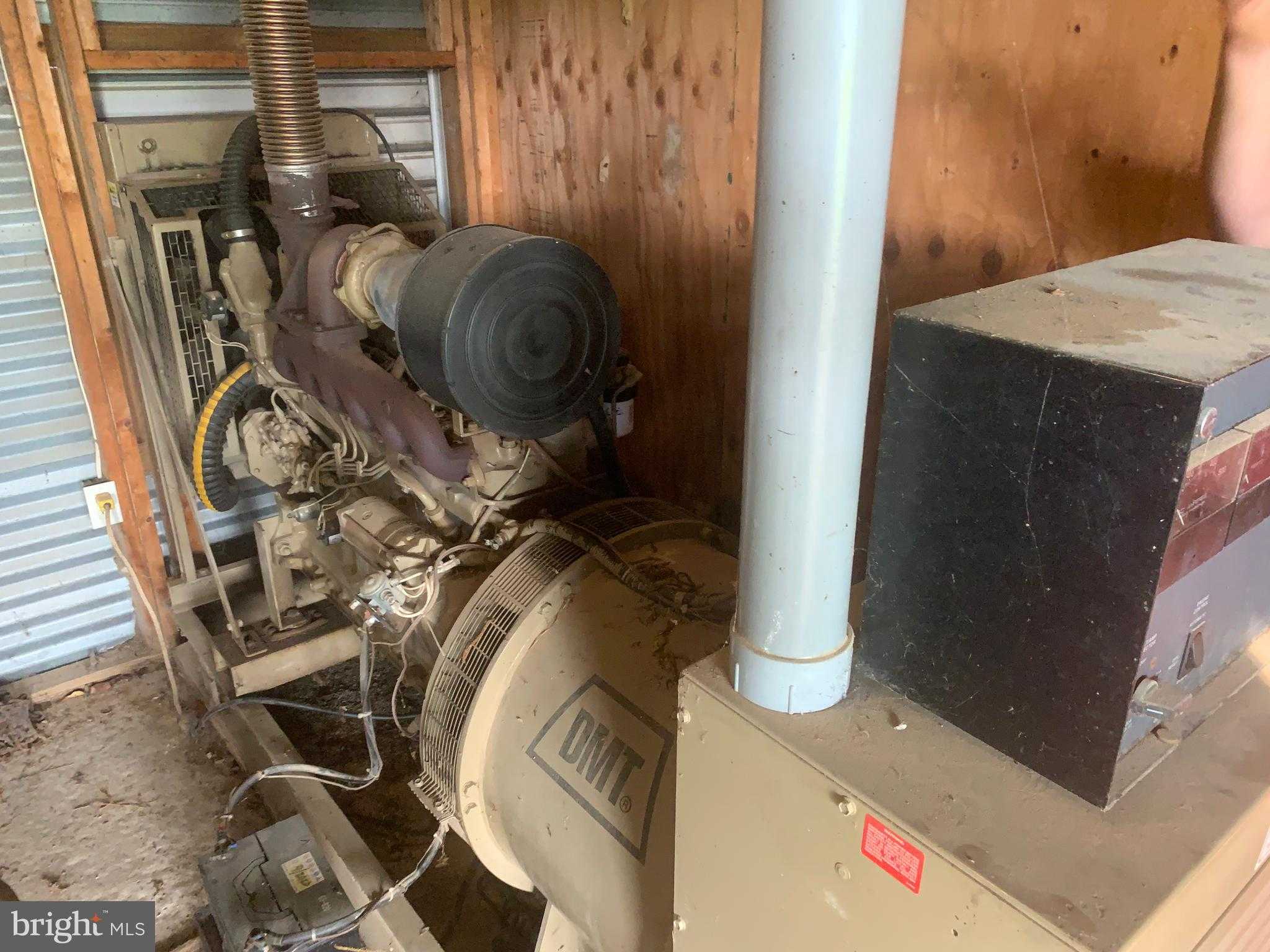 18646 Airport Dr photo 35