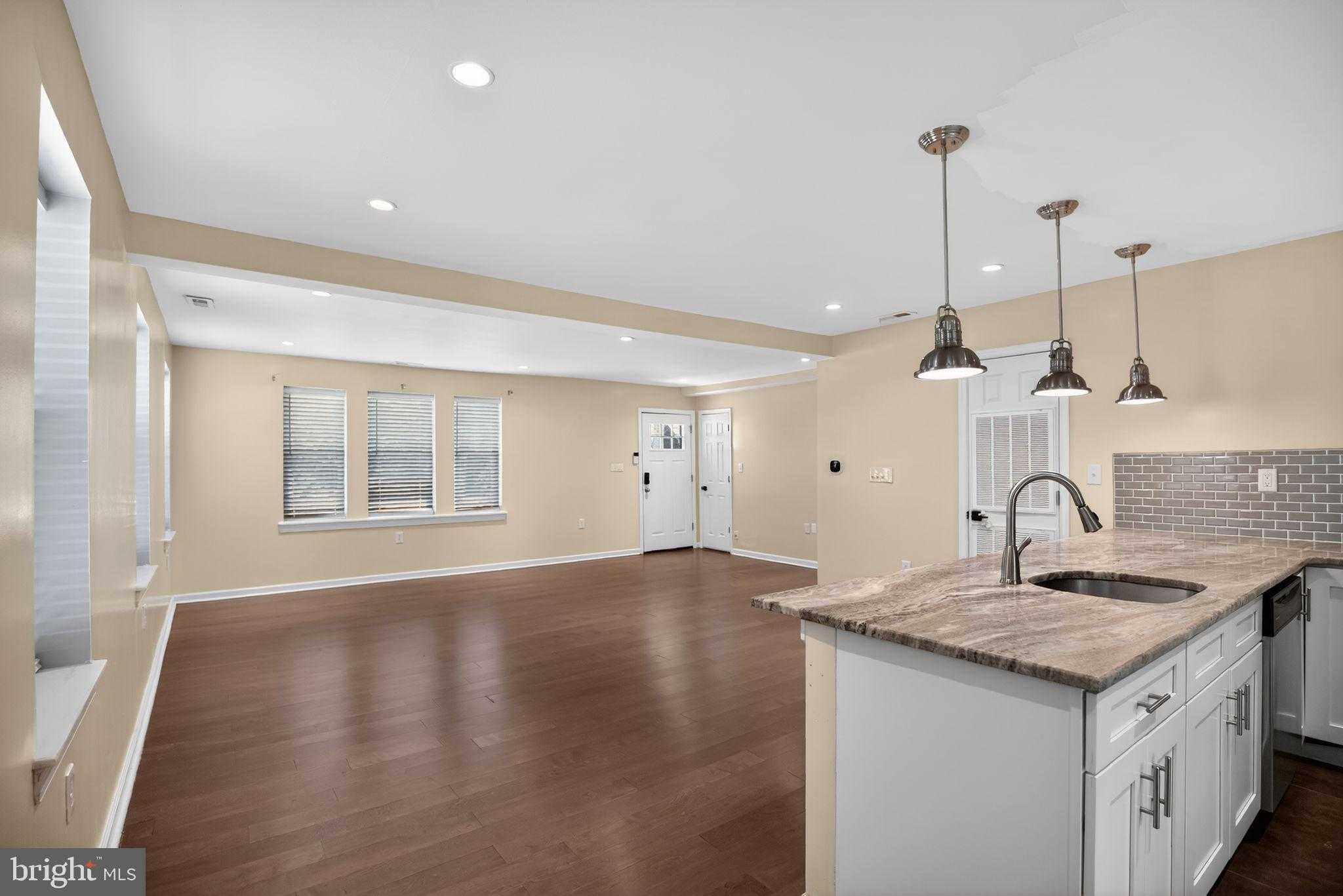 2646 Jenkintown Rd photo 7