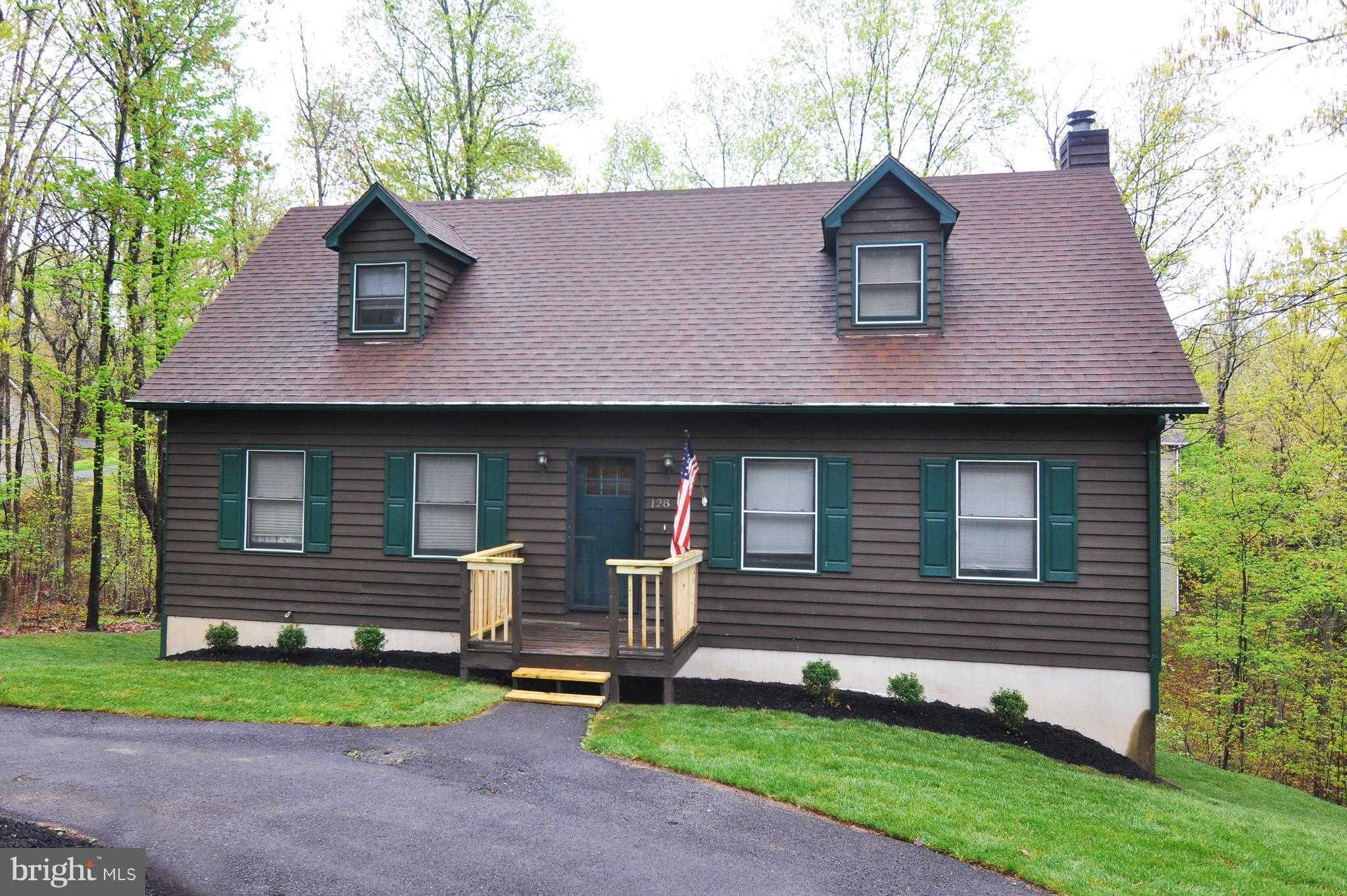 130 Dogwood Dr photo 2