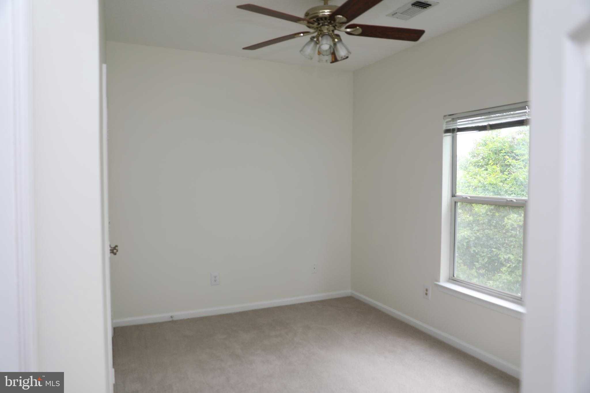 14302 Rosy Ln Apt 33 photo 24