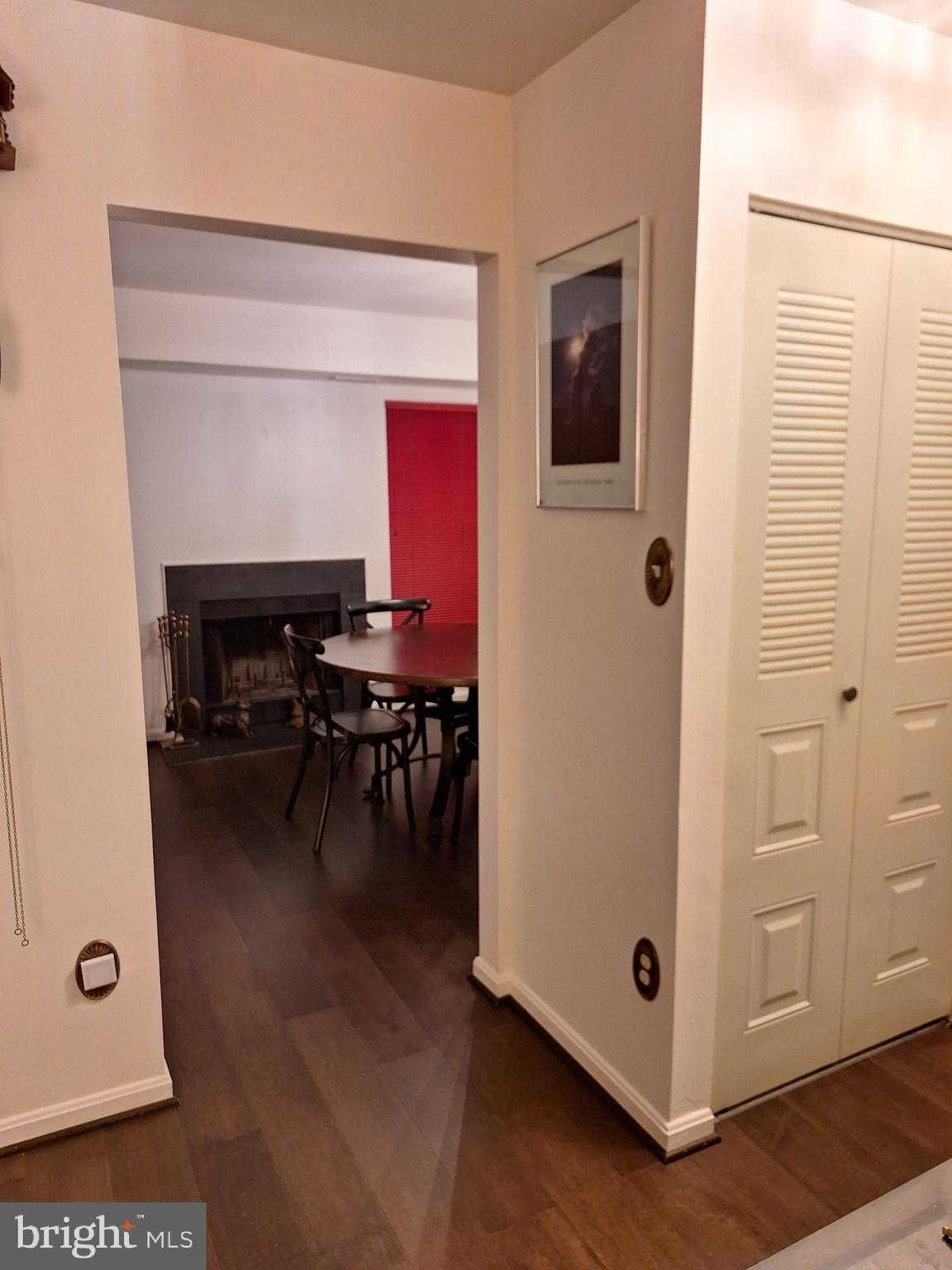 151 Edinburgh Sq photo 10