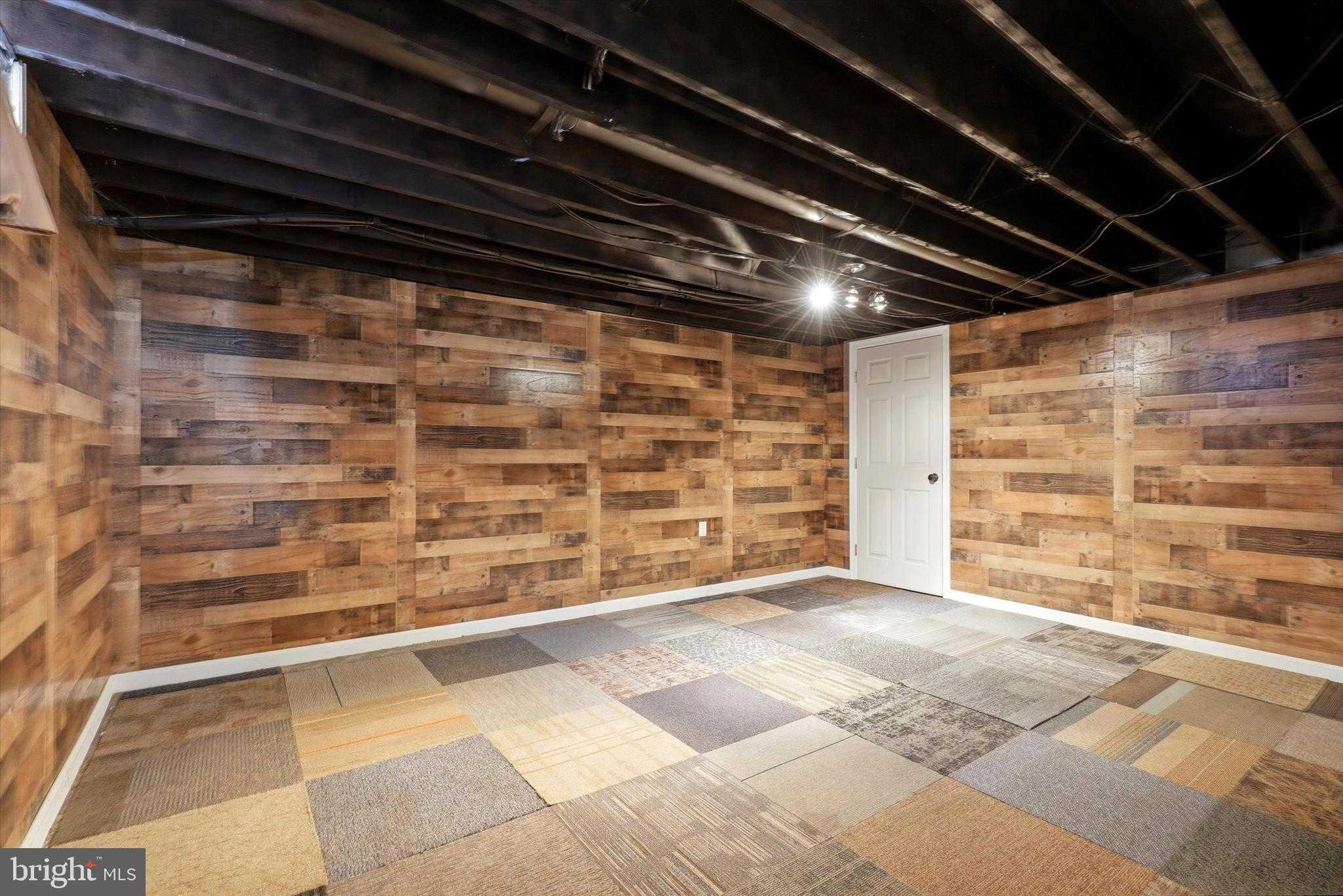 1103 Whitpain Hls photo 22