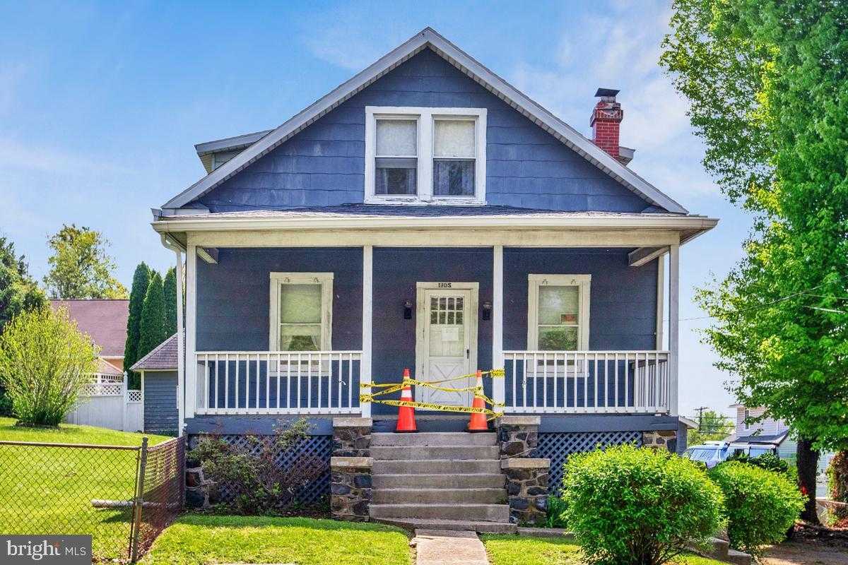 1905 Featherbed Ln photo 2