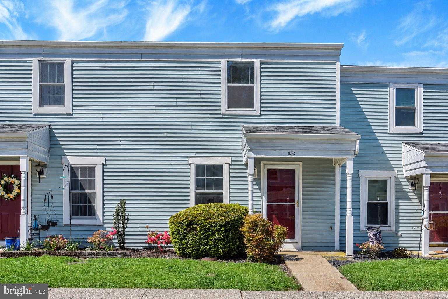 883 Old Silver Spring Rd photo 1