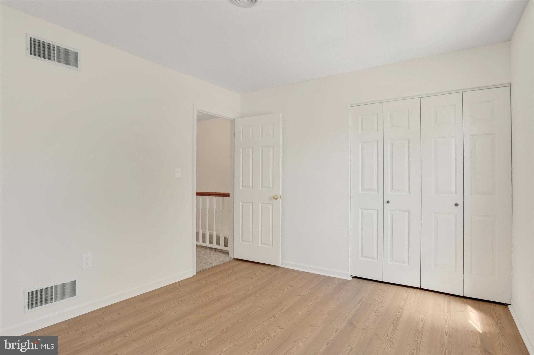 883 Old Silver Spring Rd photo 21