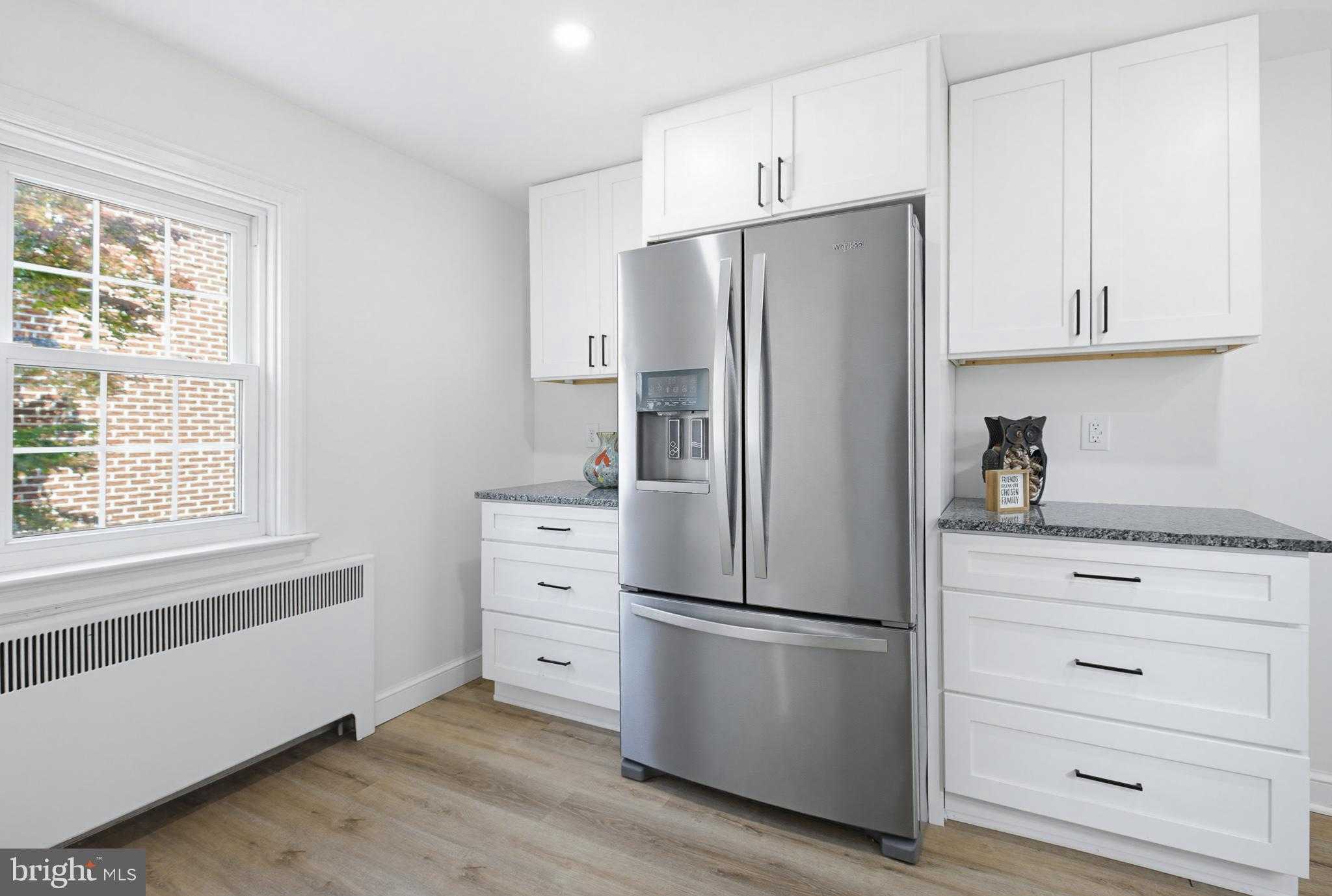 975 Salisbury CT photo 14