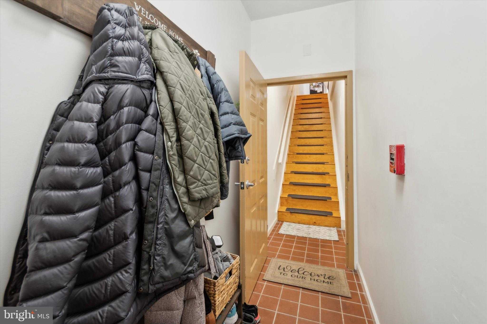 408 E Girard Ave photo 24