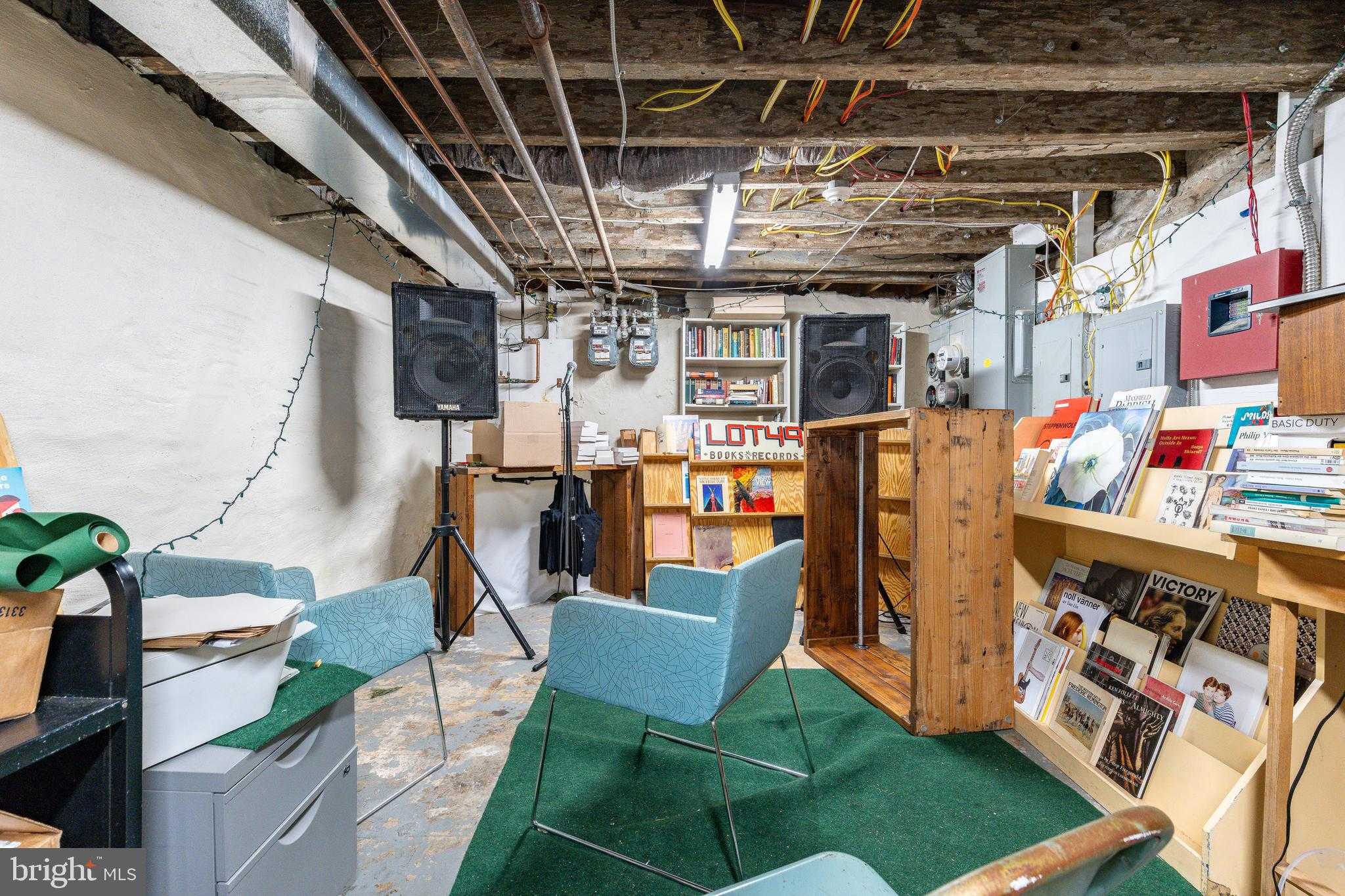 408 E Girard Ave photo 30