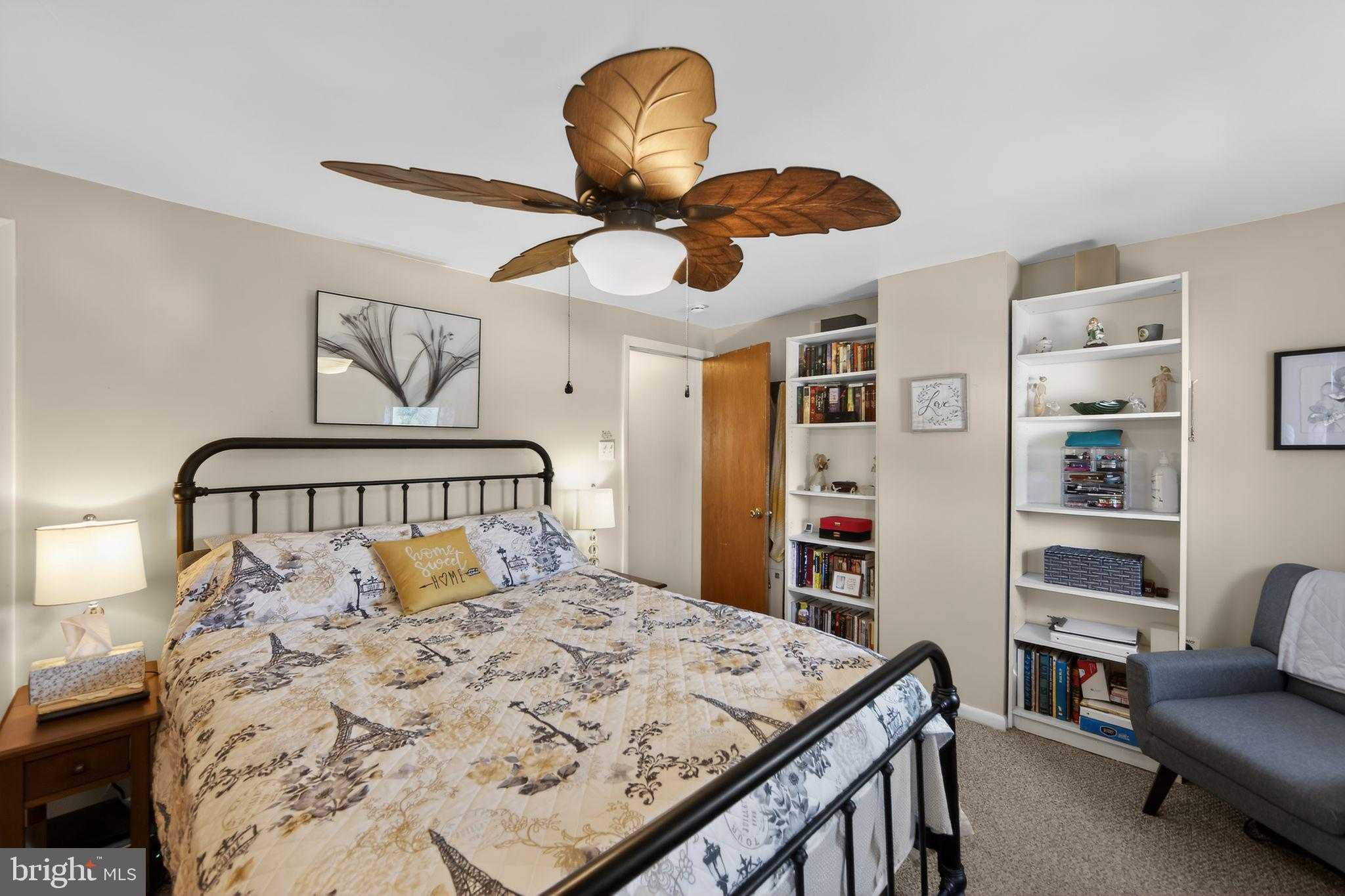 132 E 3rd Ave photo 11