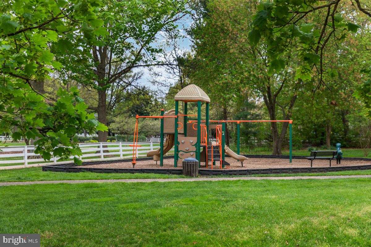 13117 Tingewood CT photo 67