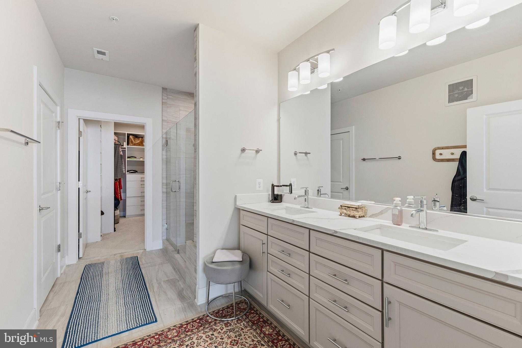 104 Saint Ives Pl photo 22