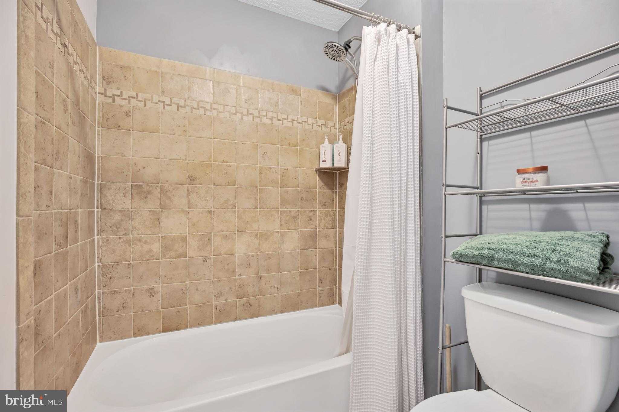 3033 Blackland CT photo 16