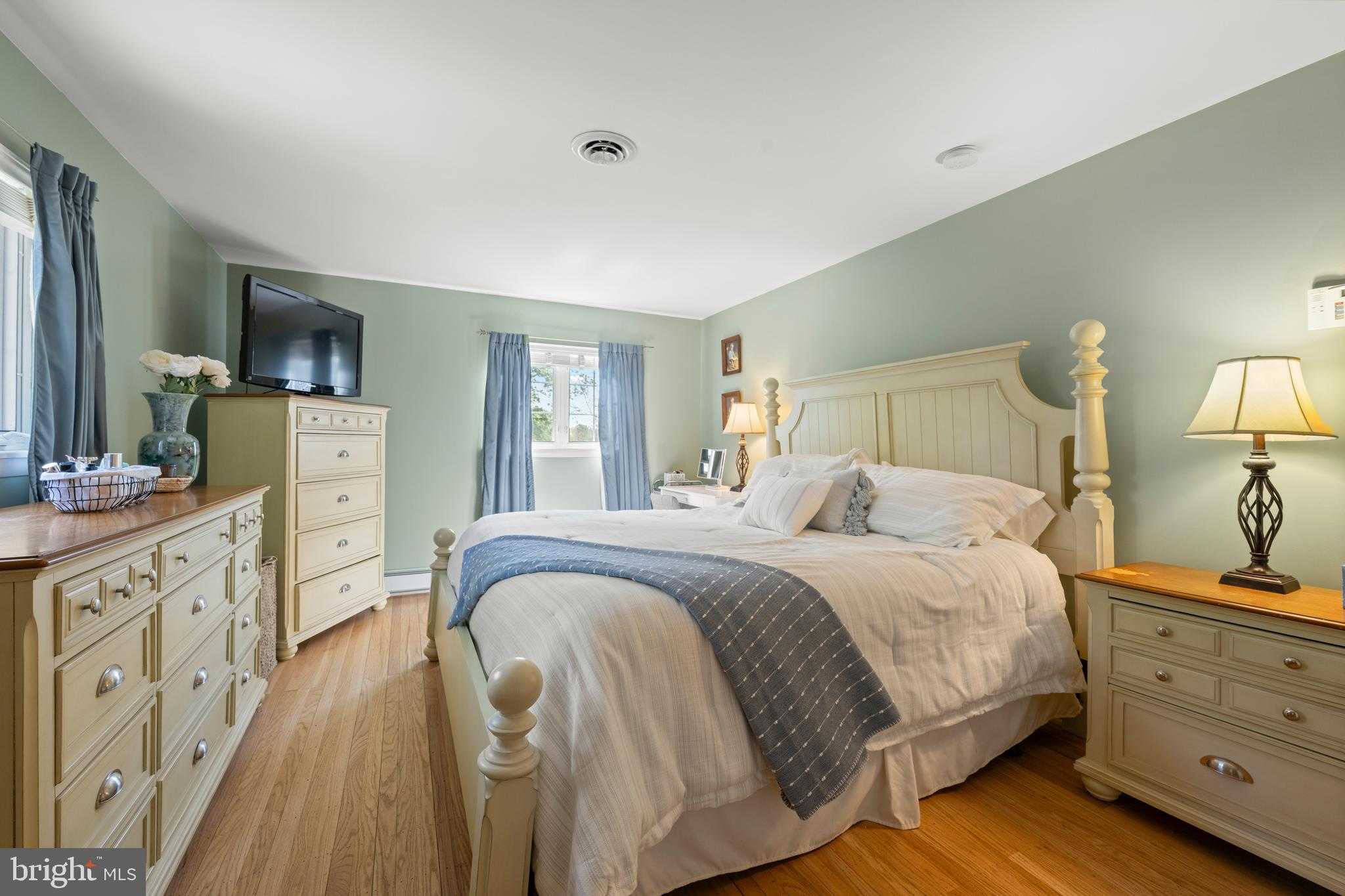 1431 Clover Ln photo 19