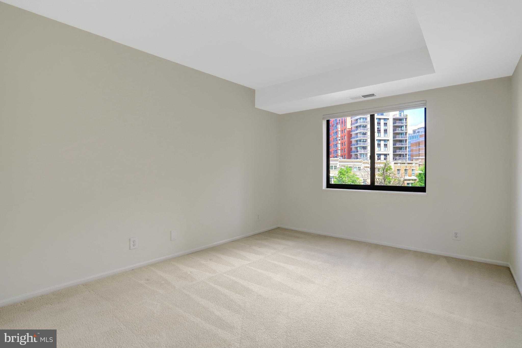 1600 N Oak St Apt 732 photo 16
