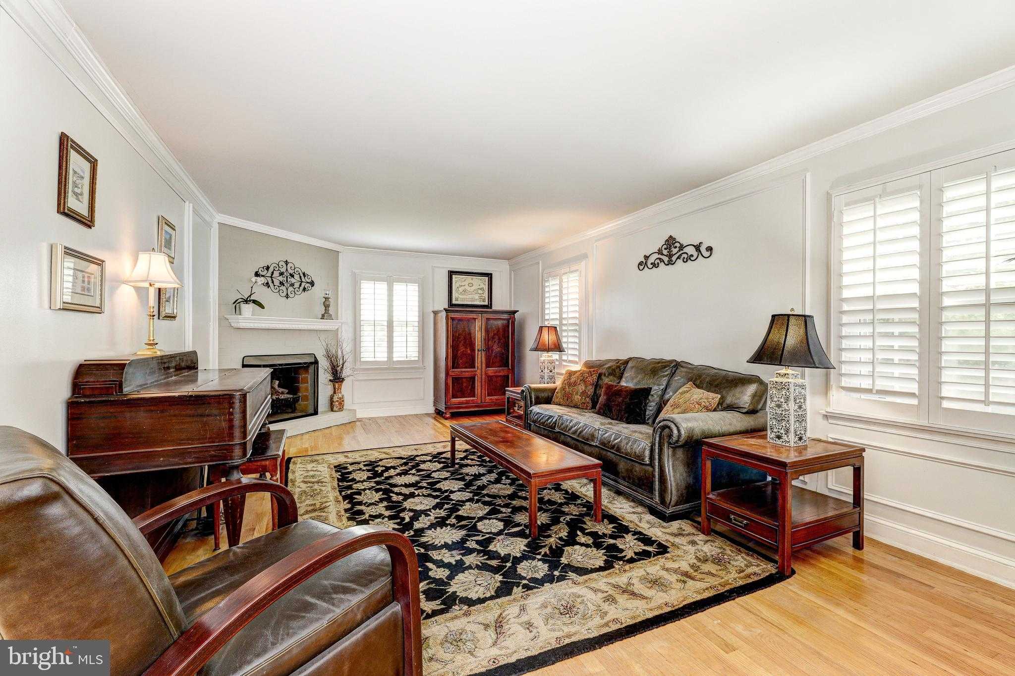 718 Bedford Rd photo 12